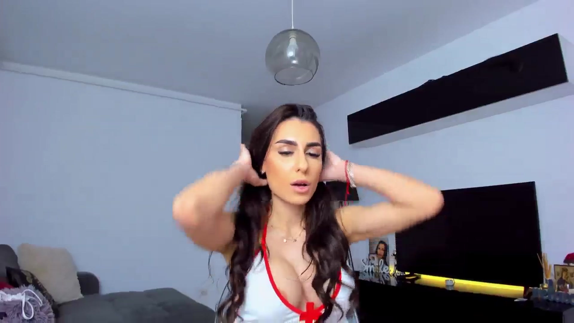 Gallery image thumbnail from CrystalTifany's myfreecams stream on, 03/19/2024, 13:42 image 12 of 20