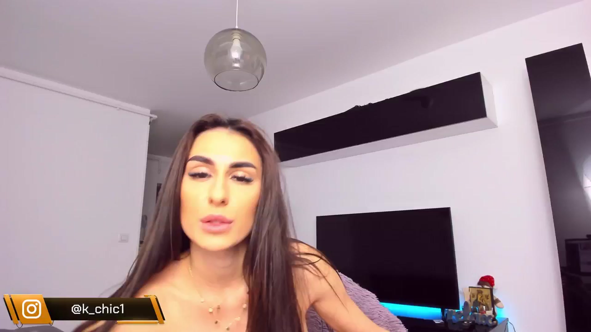 Gallery image thumbnail from CrystalTifany's myfreecams stream on, 03/20/2024, 14:36 image 20 of 20