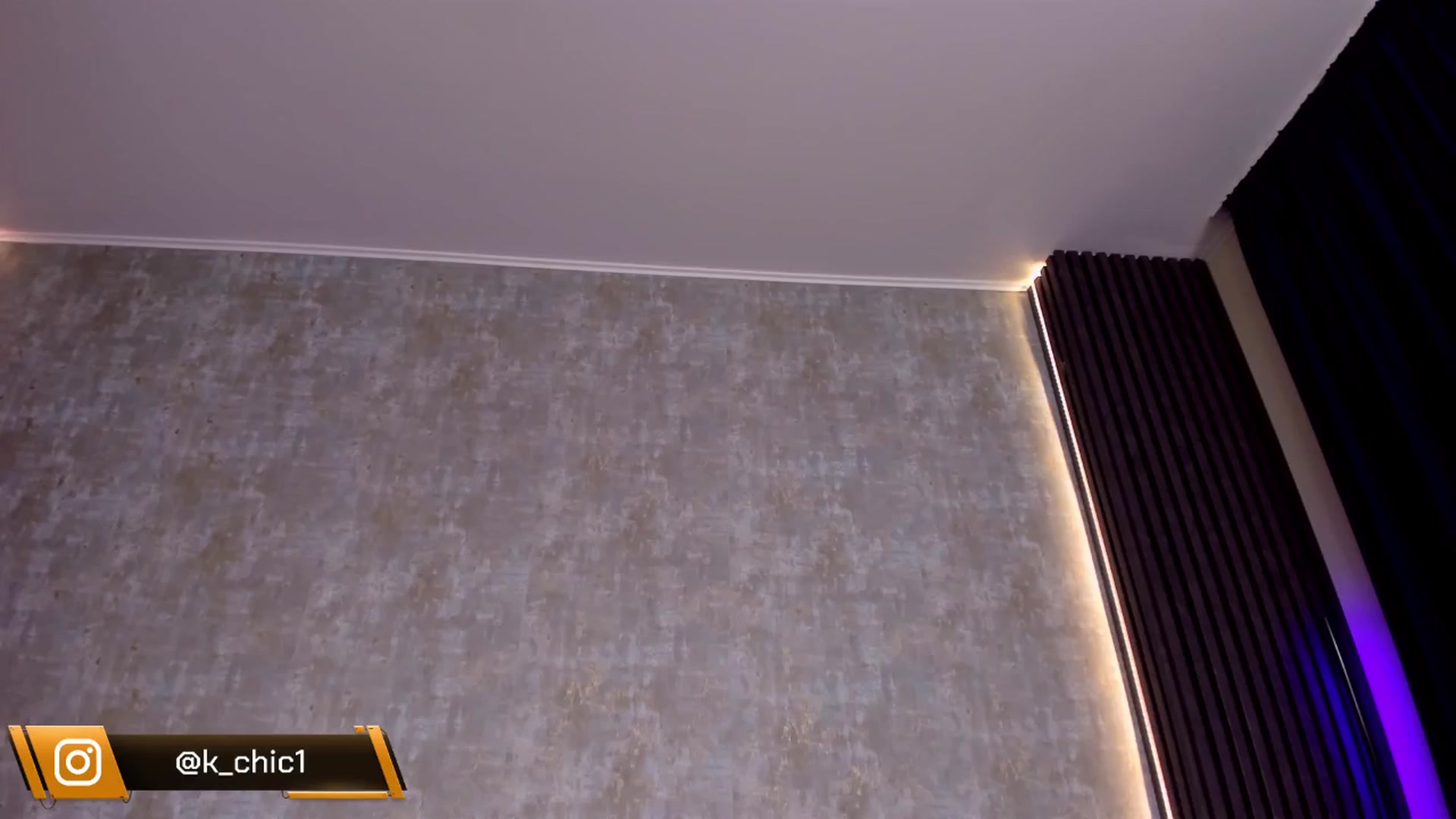 Gallery image thumbnail from CrystalTifany's myfreecams stream on, 05/10/2024, 09:06 image 6 of 20