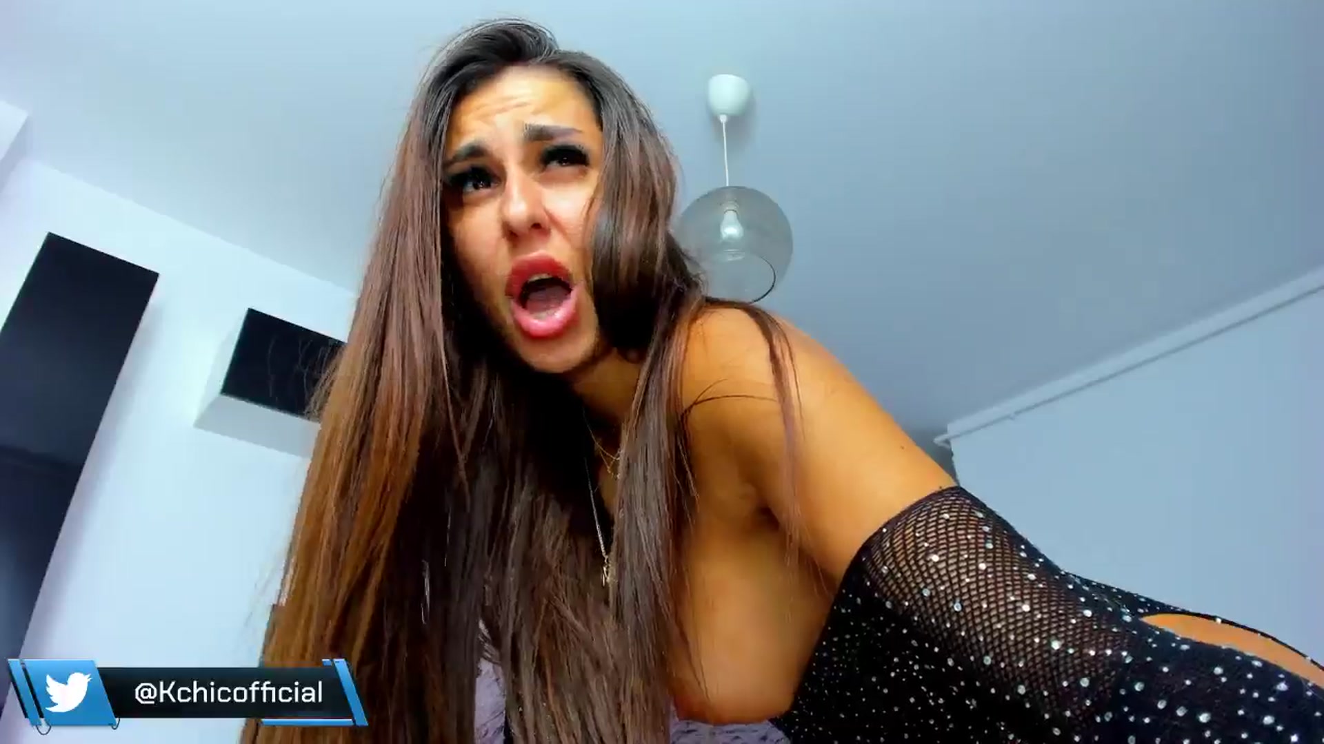 Gallery image thumbnail from CrystalTifany's myfreecams stream on, 08/25/2024, 13:38 image 8 of 20