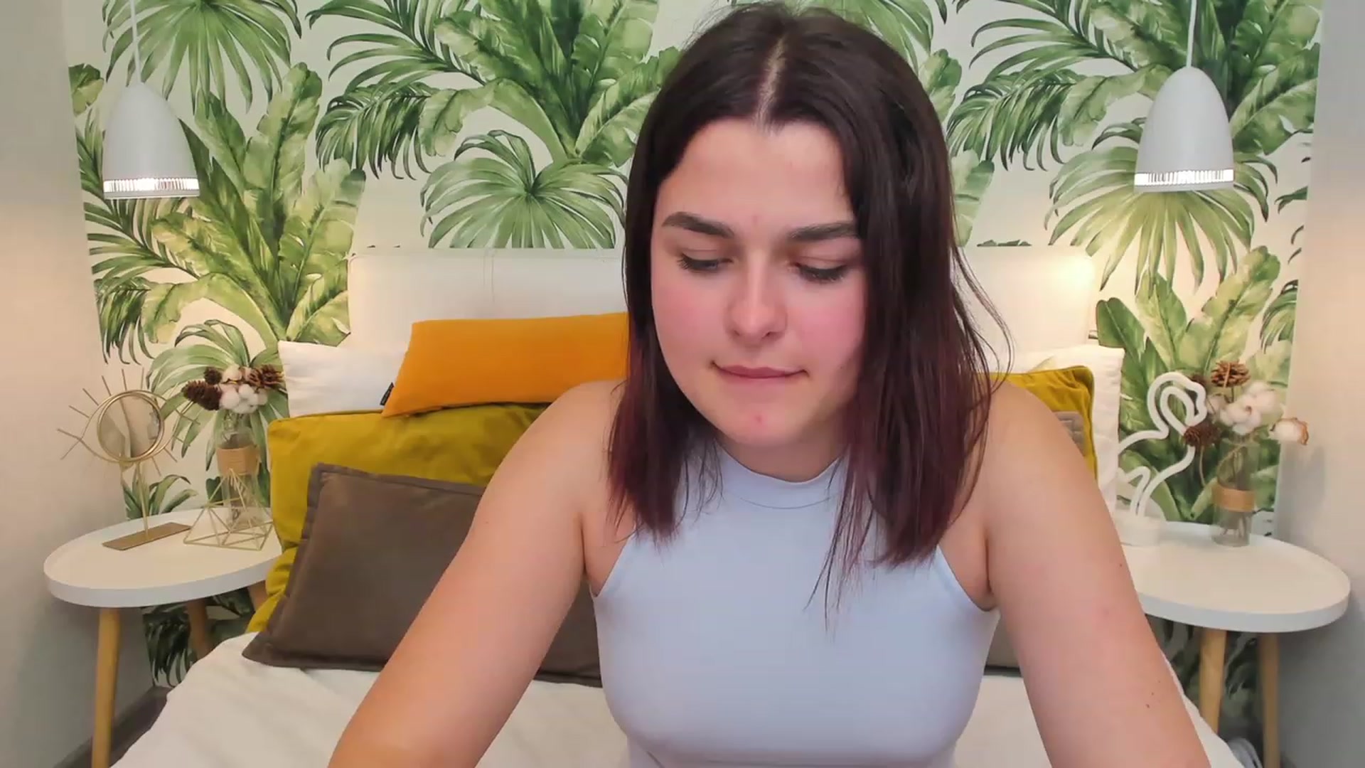 Gallery image thumbnail from CrystalXX's myfreecams stream on, 04/15/2023, 23:07 image 16 of 20