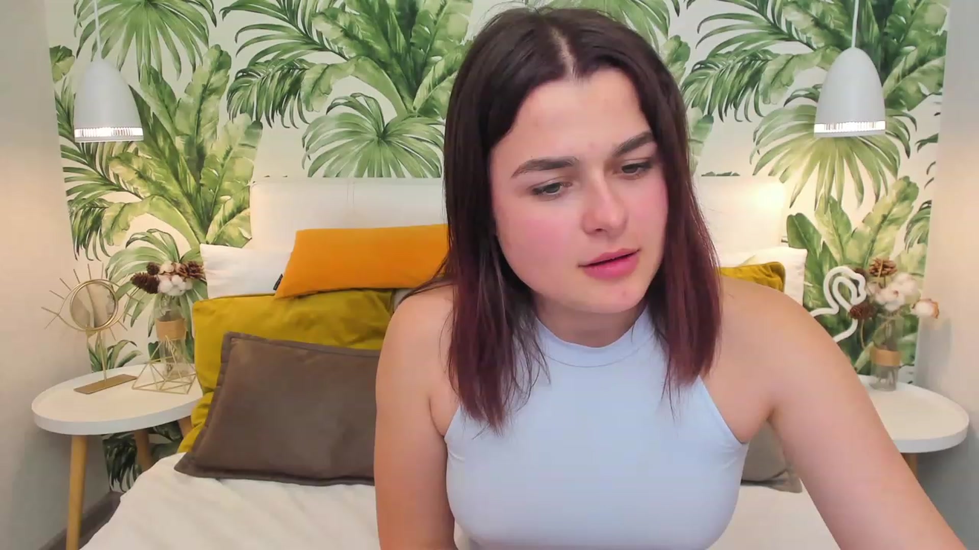 Gallery image thumbnail from CrystalXX's myfreecams stream on, 04/15/2023, 23:07 image 14 of 20