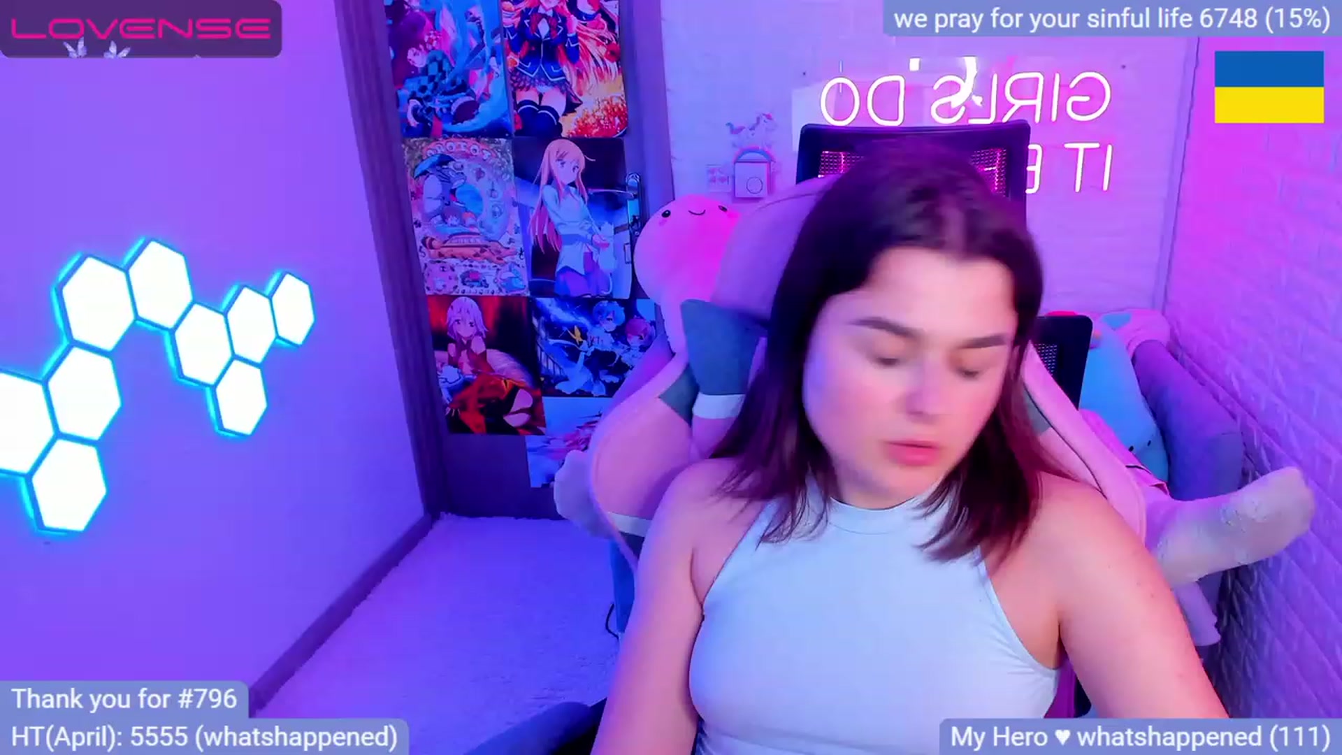 Gallery image thumbnail from CrystalXX's myfreecams stream on, 04/16/2023, 22:15 image 1 of 20
