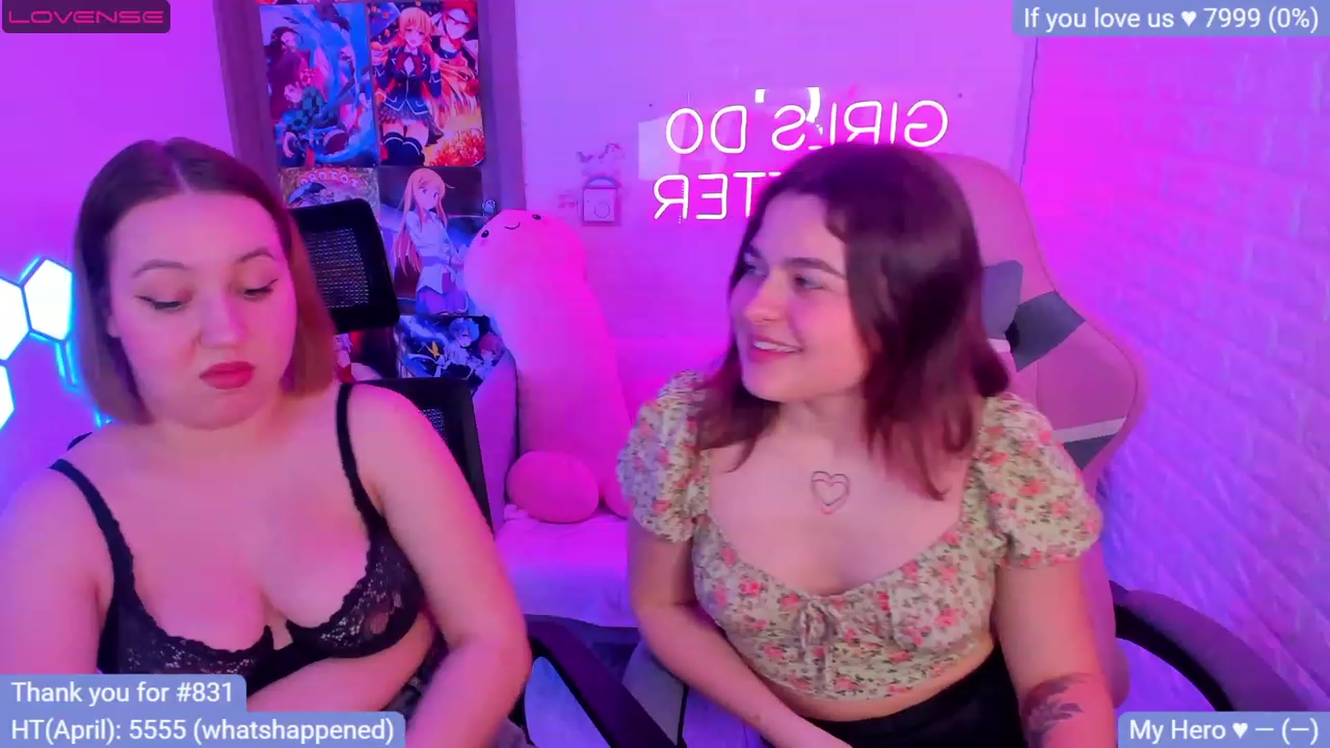 Gallery image thumbnail from CrystalXX's myfreecams stream on, 04/18/2023, 20:16 image 17 of 20