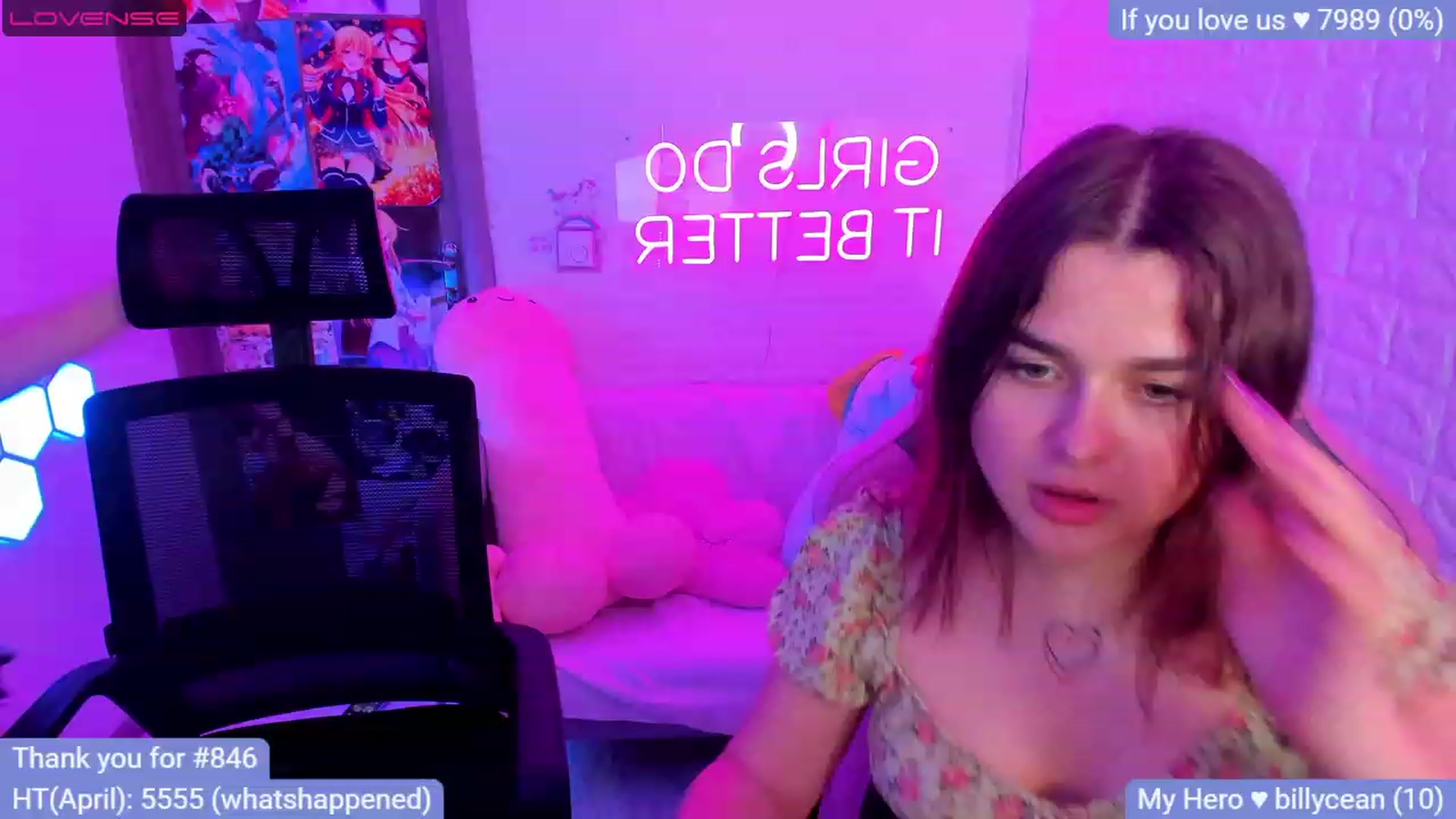 Gallery image thumbnail from CrystalXX's myfreecams stream on, 04/19/2023, 01:25 image 9 of 20