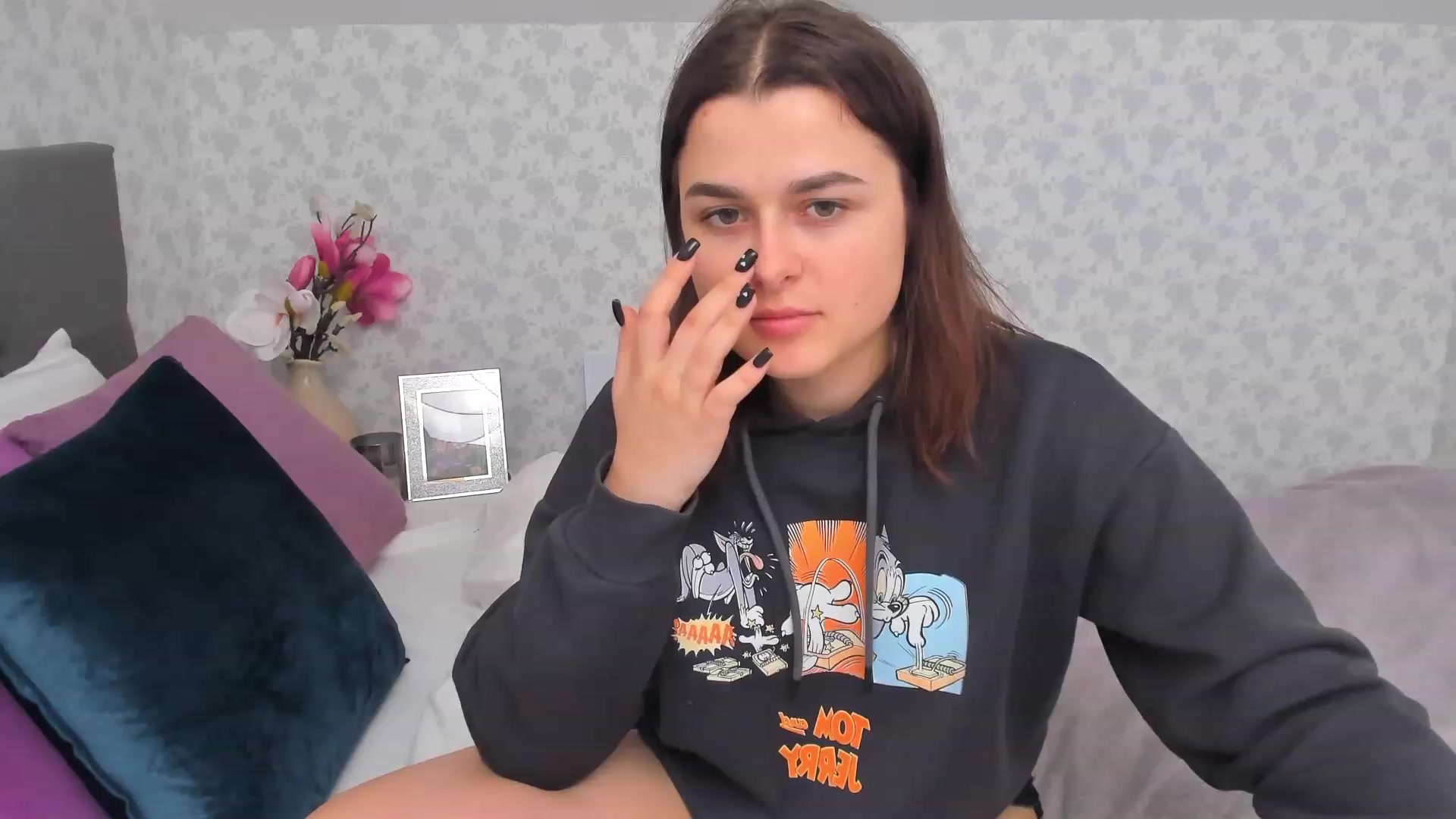 Gallery image thumbnail from CrystalXX's myfreecams stream on, 04/27/2023, 02:34 image 5 of 20