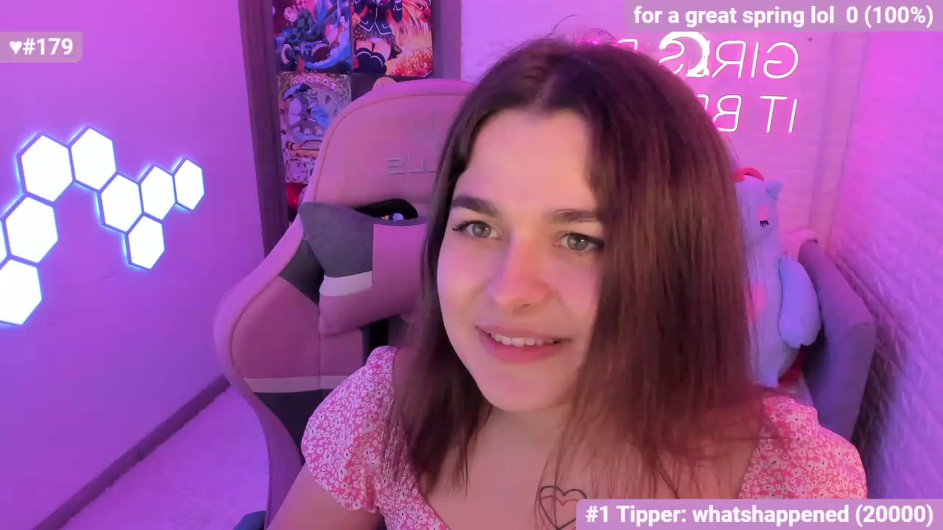 Gallery image thumbnail from CrystalXX's myfreecams stream on, 05/06/2023, 15:00 image 19 of 20