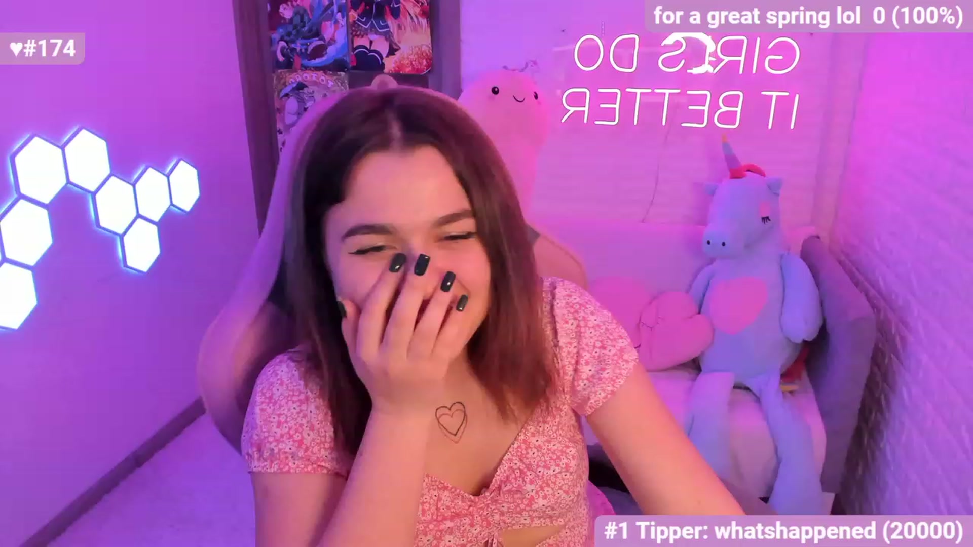 Gallery image thumbnail from CrystalXX's myfreecams stream on, 05/06/2023, 15:50 image 18 of 20