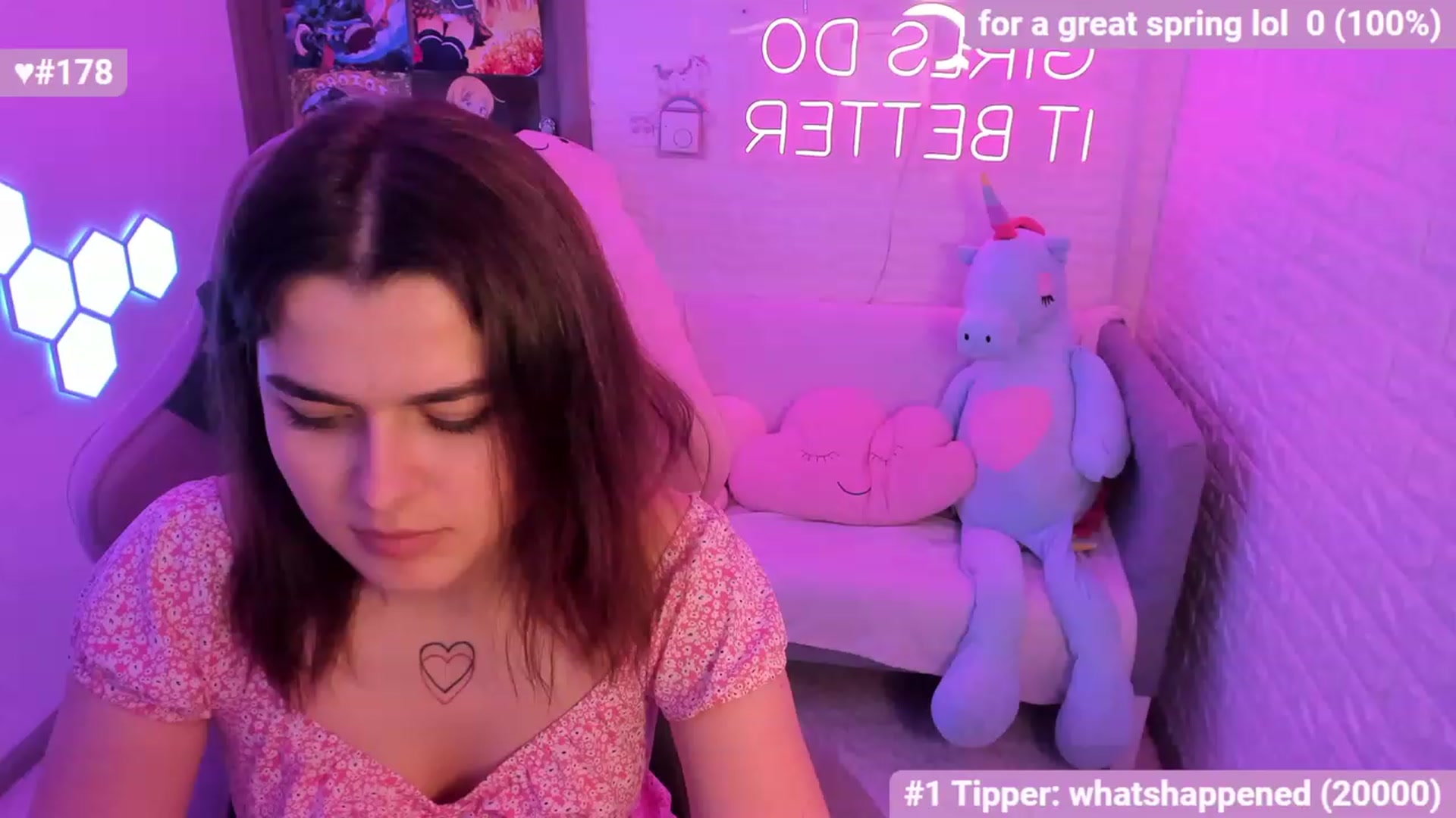 Gallery image thumbnail from CrystalXX's myfreecams stream on, 05/06/2023, 19:02 image 13 of 20