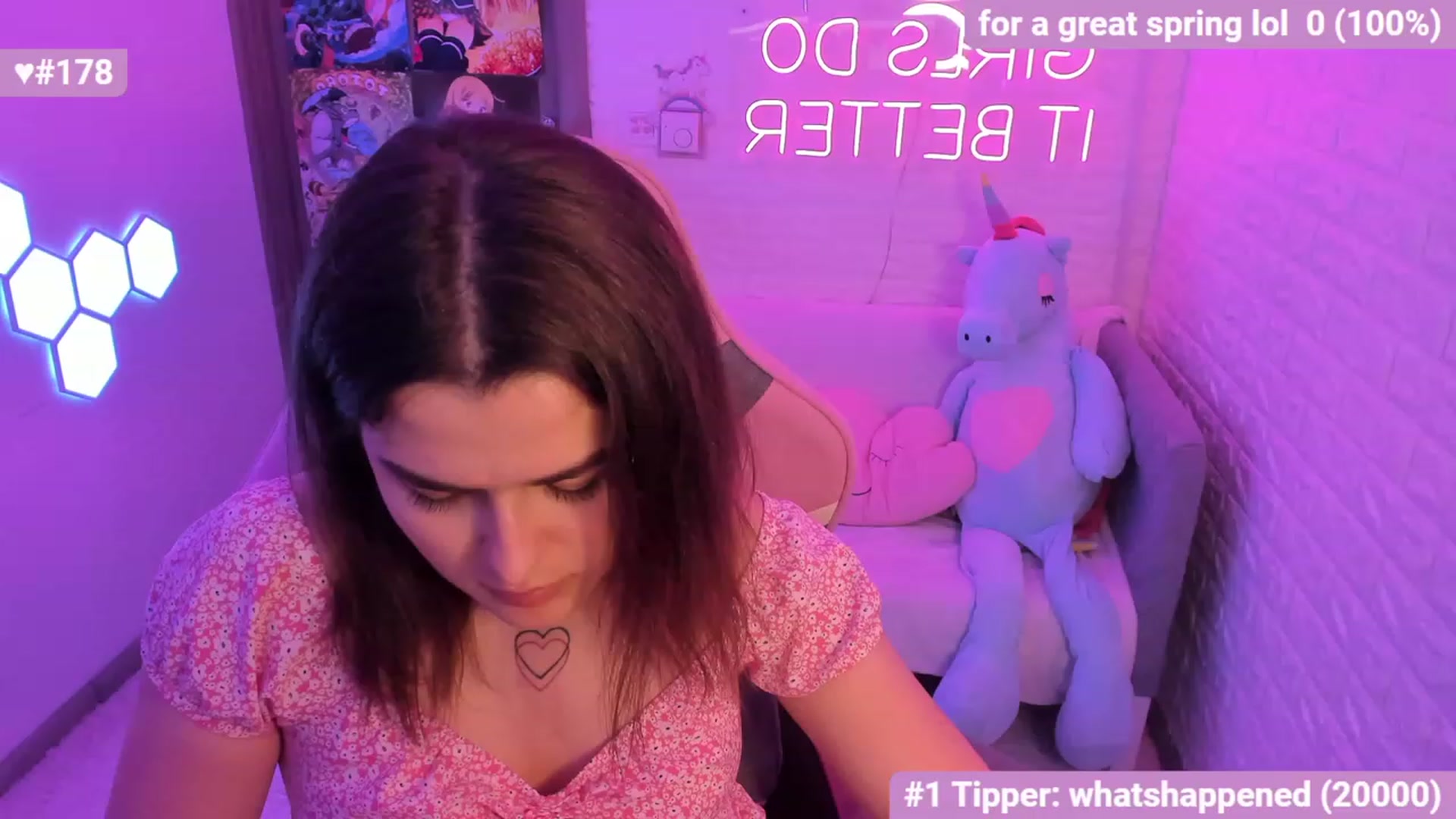 Gallery image thumbnail from CrystalXX's myfreecams stream on, 05/06/2023, 19:02 image 12 of 20