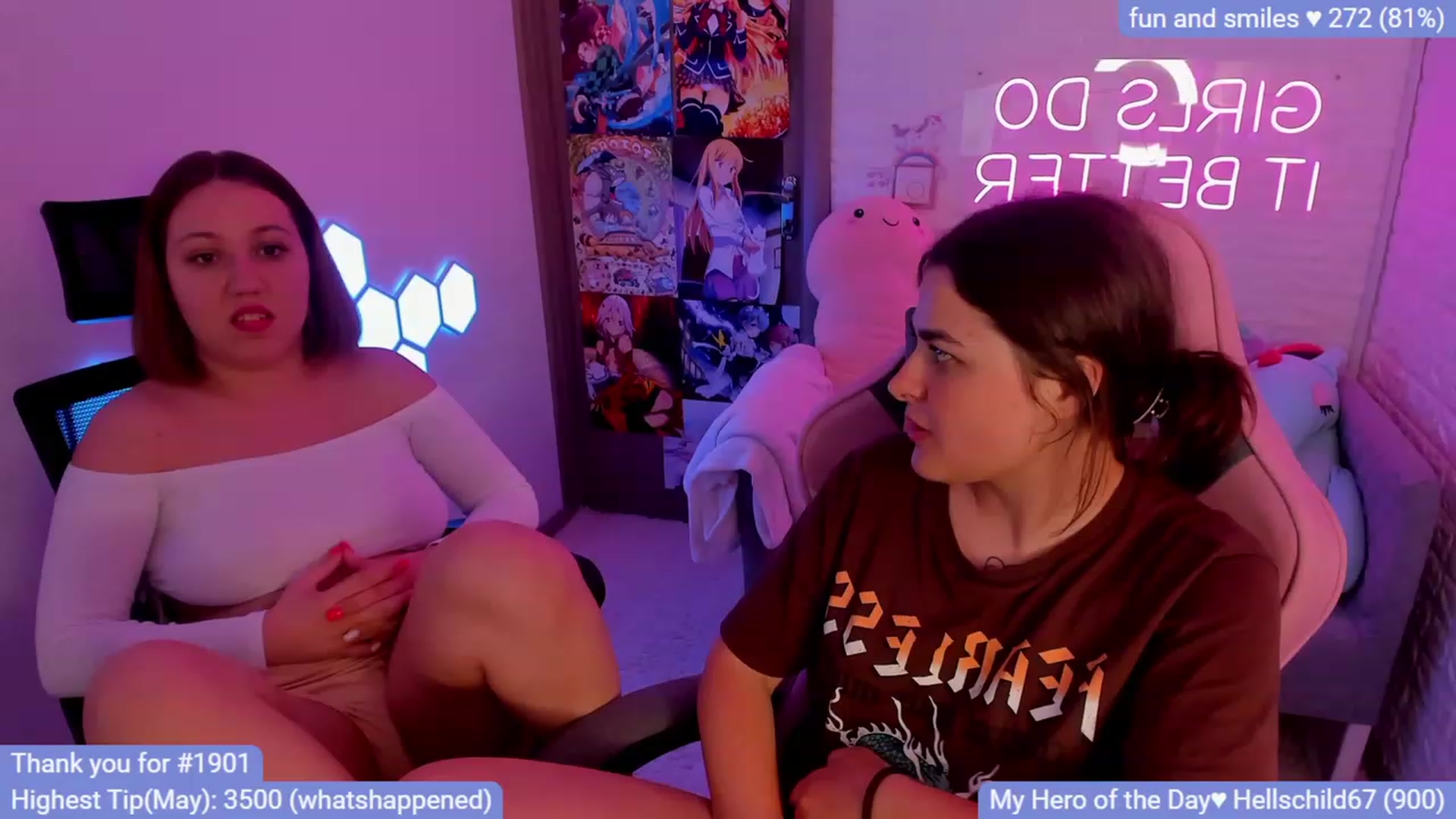 Gallery image thumbnail from CrystalXX's myfreecams stream on, 05/22/2023, 03:44 image 6 of 20