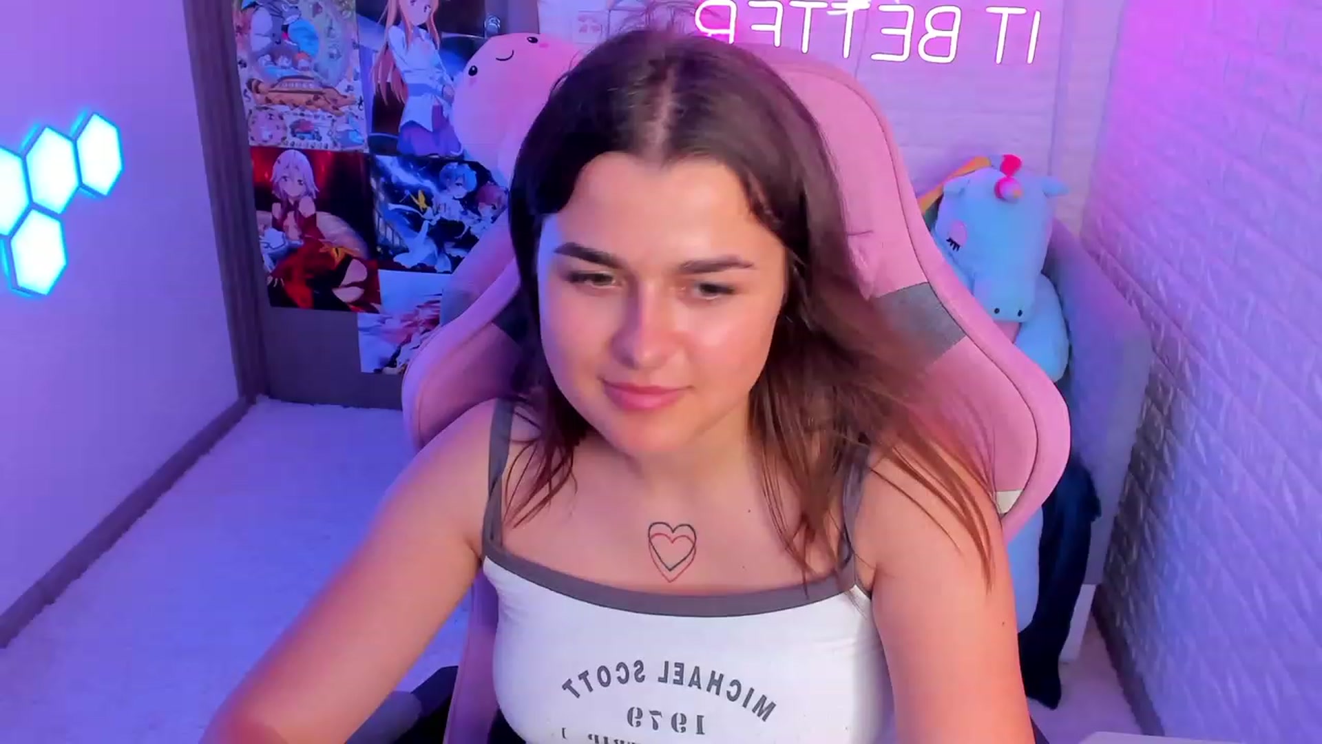Gallery image thumbnail from CrystalXX's myfreecams stream on, 06/24/2023, 10:22 image 7 of 20