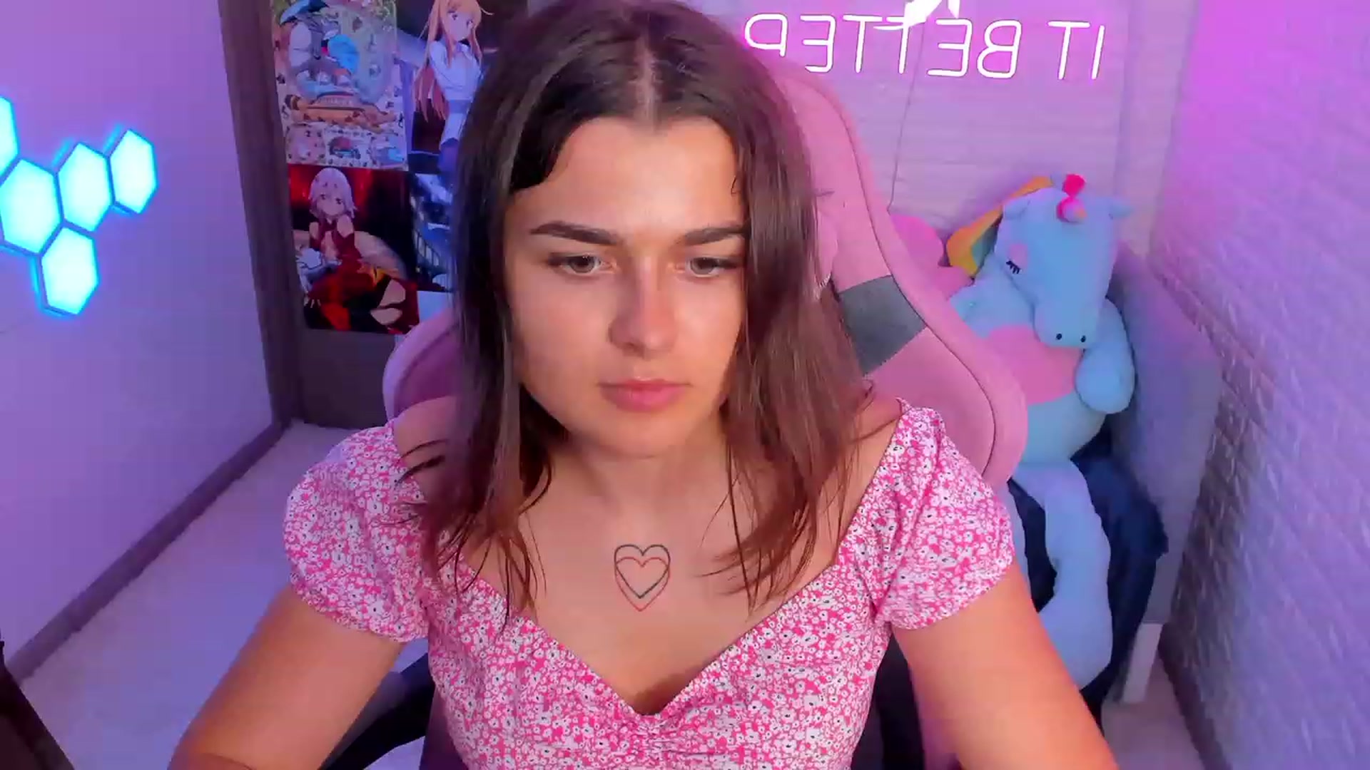 Gallery image thumbnail from CrystalXX's myfreecams stream on, 06/24/2023, 12:00 image 4 of 20
