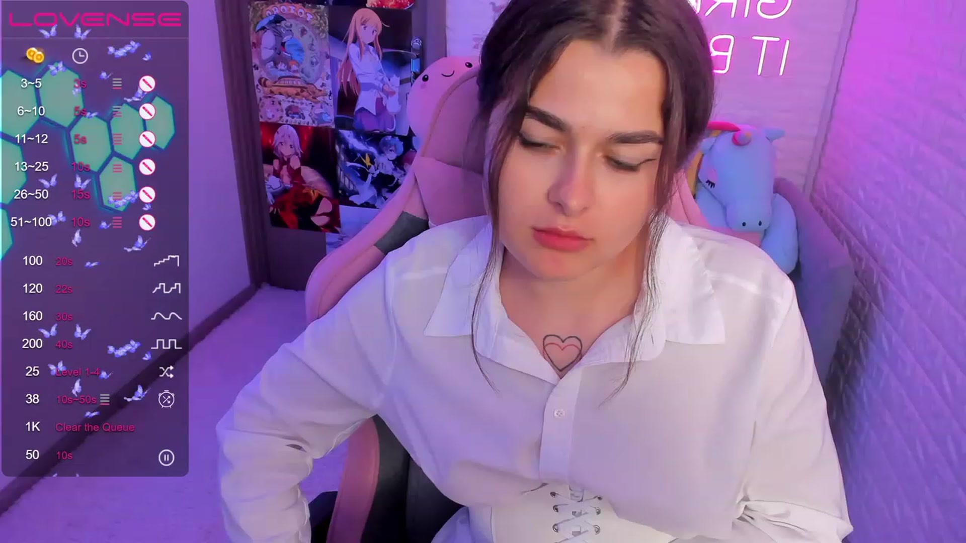 Gallery image thumbnail from CrystalXX's myfreecams stream on, 06/25/2023, 15:48 image 19 of 20