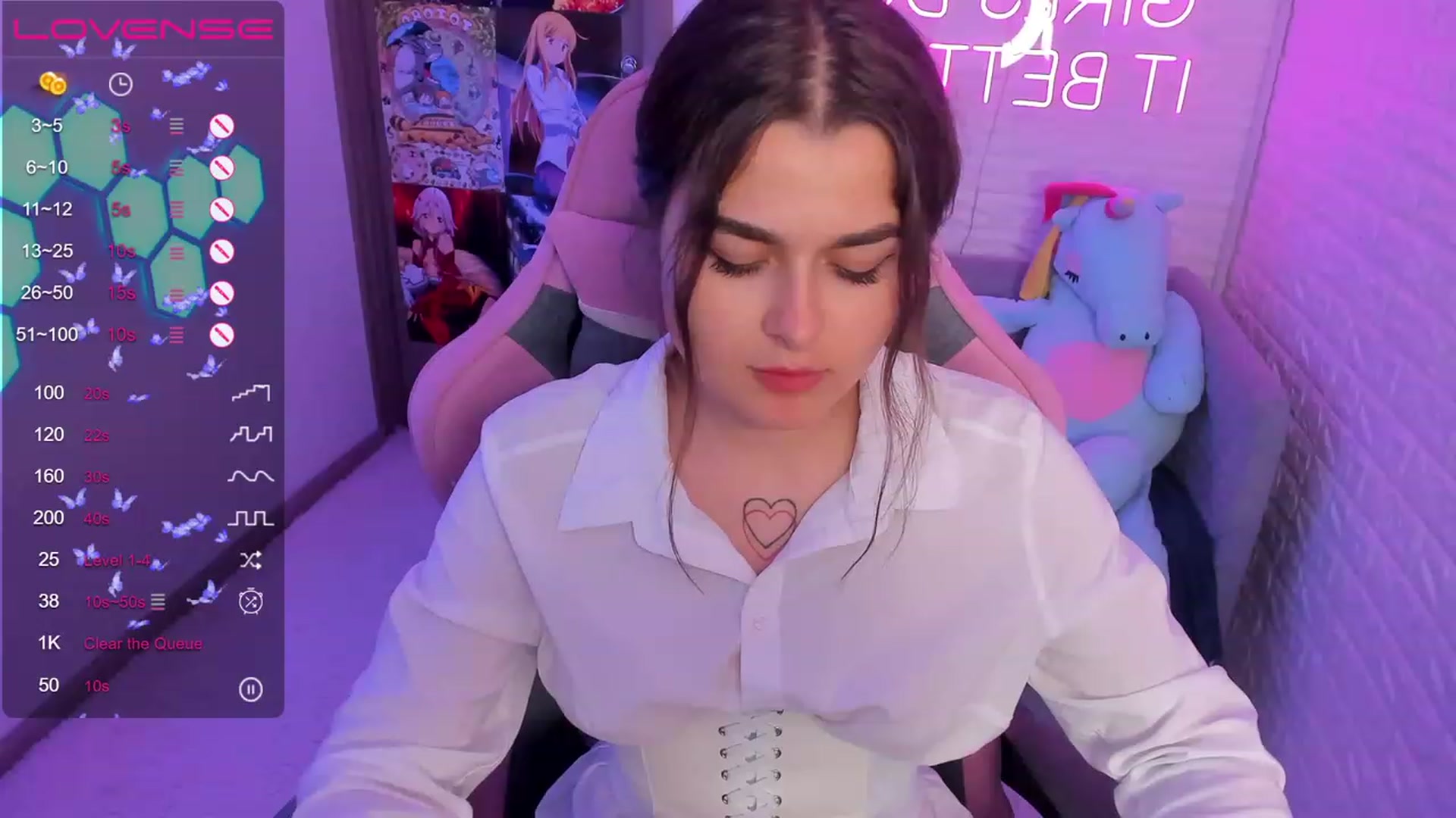 Gallery image thumbnail from CrystalXX's myfreecams stream on, 06/25/2023, 15:48 image 10 of 20