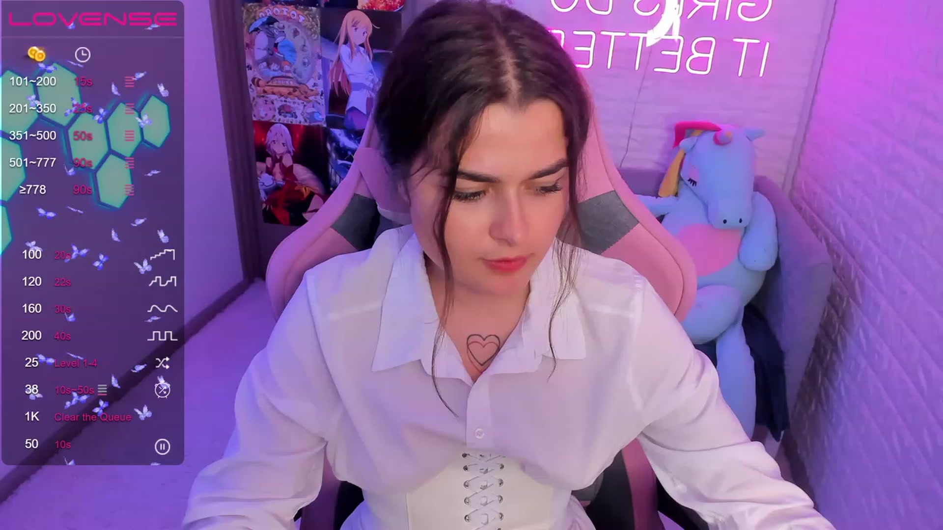 Gallery image thumbnail from CrystalXX's myfreecams stream on, 06/25/2023, 19:00 image 6 of 20