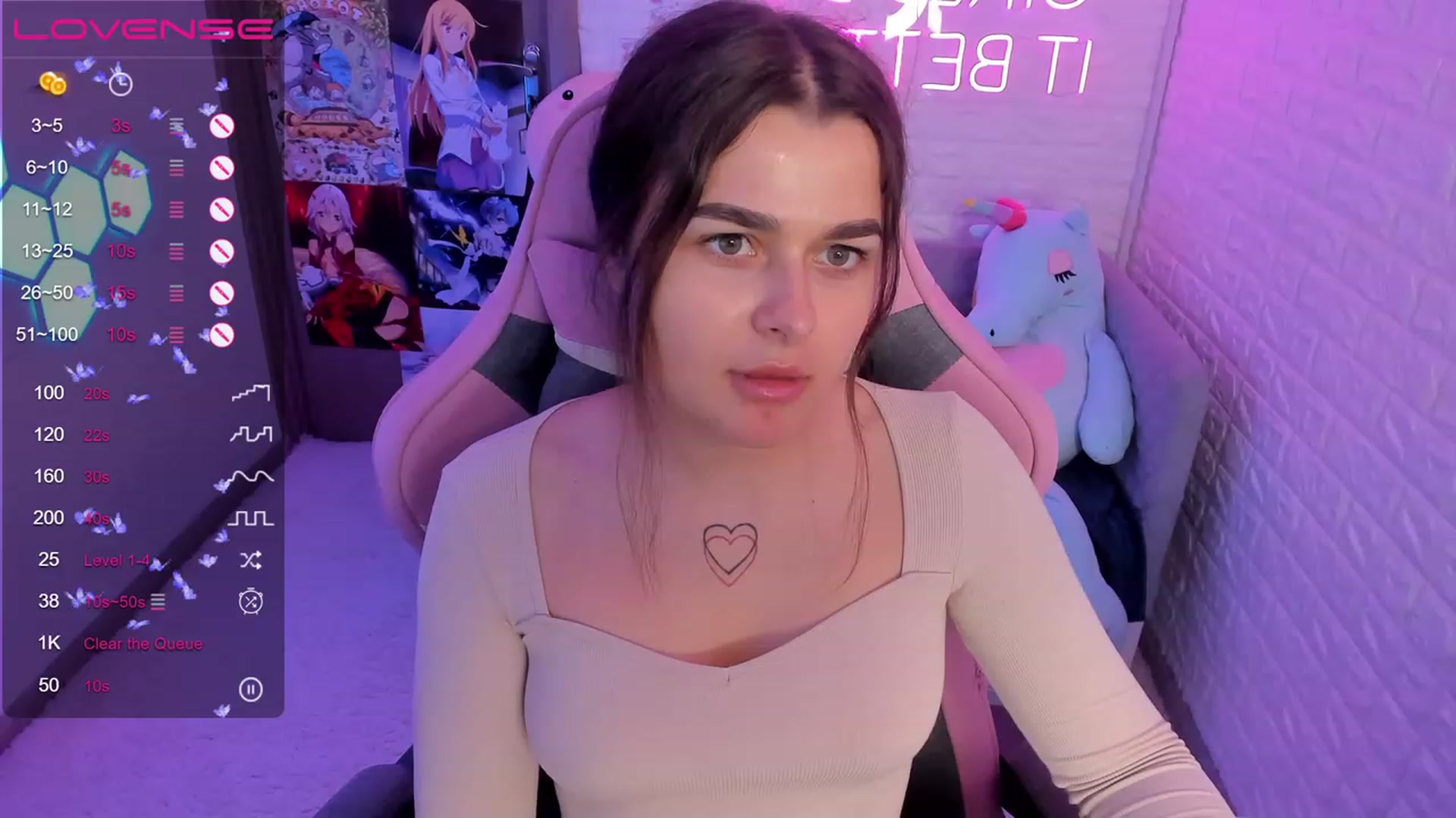 Gallery image thumbnail from CrystalXX's myfreecams stream on, 06/26/2023, 13:29 image 19 of 20