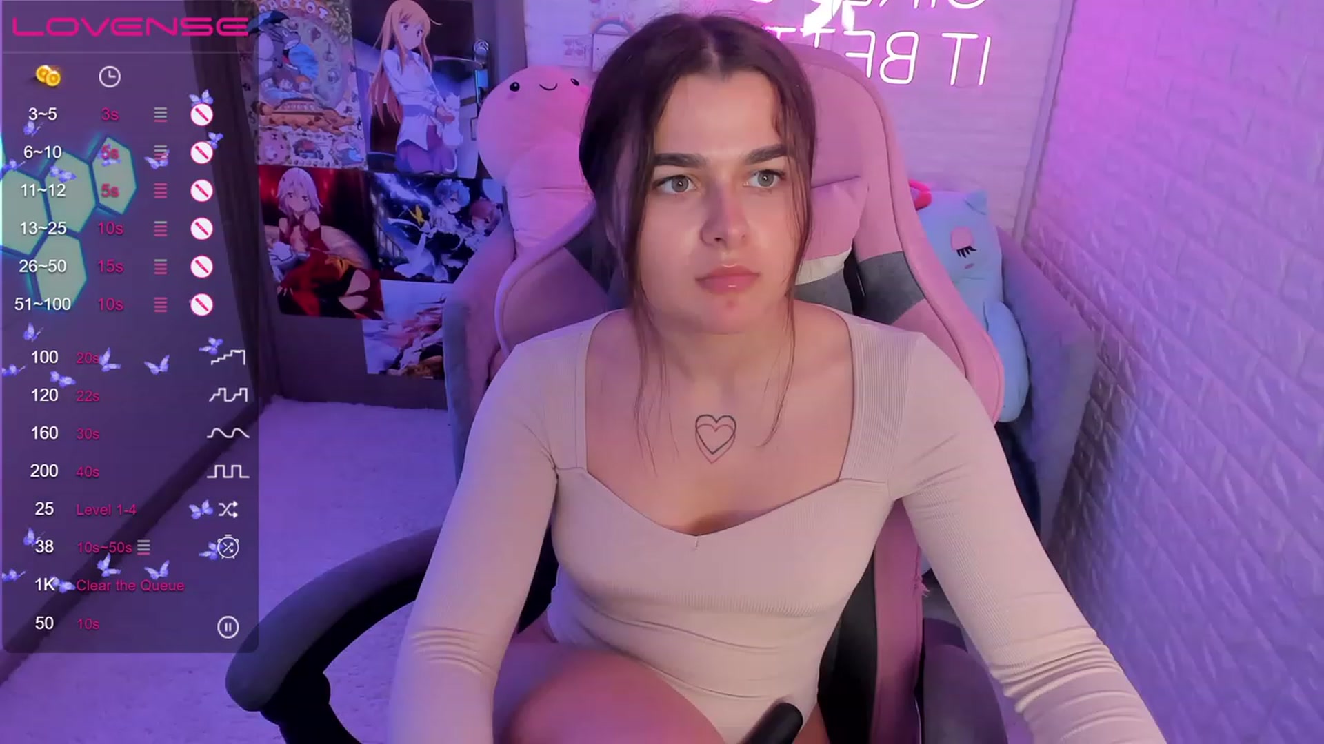Gallery image thumbnail from CrystalXX's myfreecams stream on, 06/26/2023, 13:29 image 12 of 20