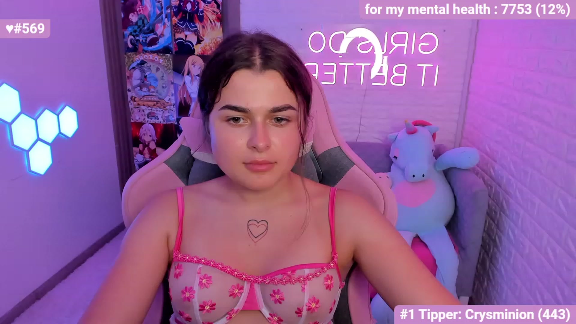 Gallery image thumbnail from CrystalXX's myfreecams stream on, 07/02/2023, 10:45 image 17 of 20