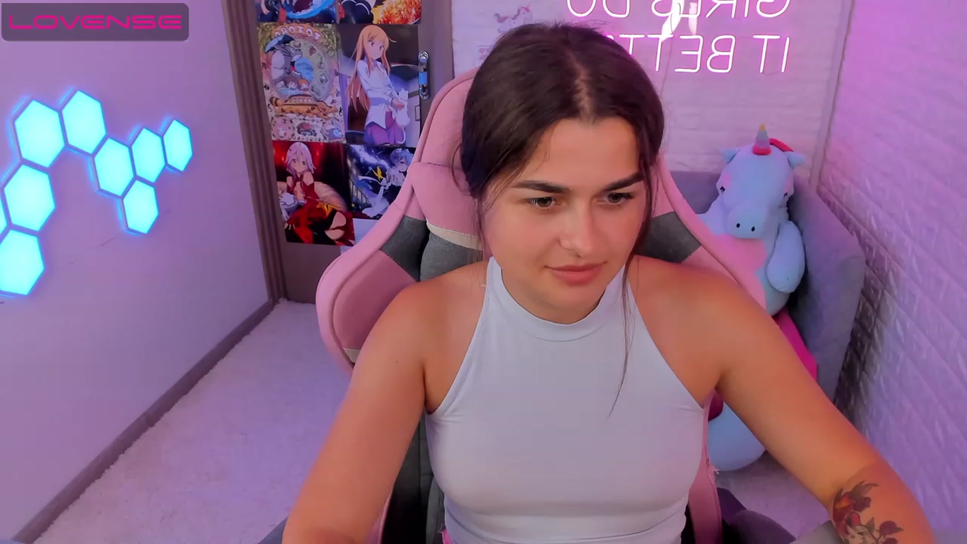 Gallery image thumbnail from CrystalXX's myfreecams stream on, 07/08/2023, 13:58 image 17 of 20