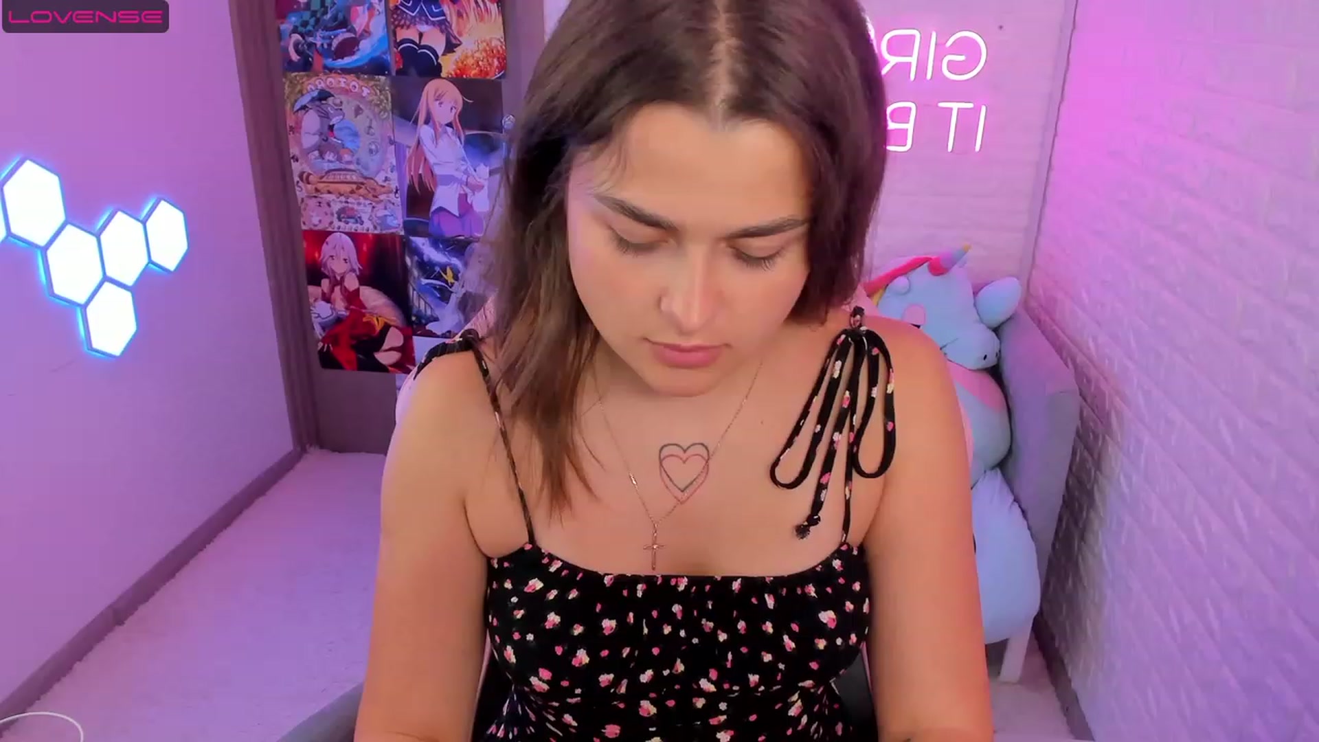 Gallery image thumbnail from CrystalXX's myfreecams stream on, 07/23/2023, 20:45 image 6 of 20