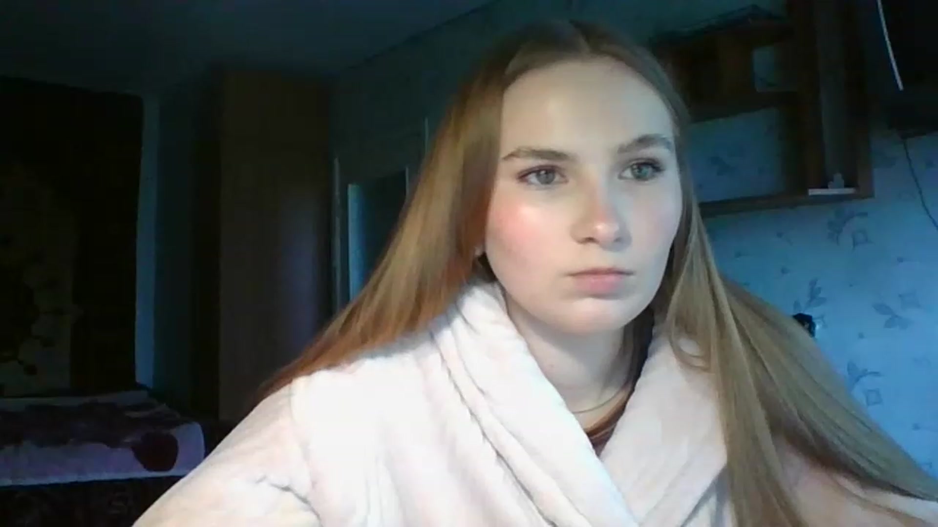 Gallery image thumbnail from Crystal_Crown's myfreecams stream on, 04/13/2023, 09:42 image 19 of 20