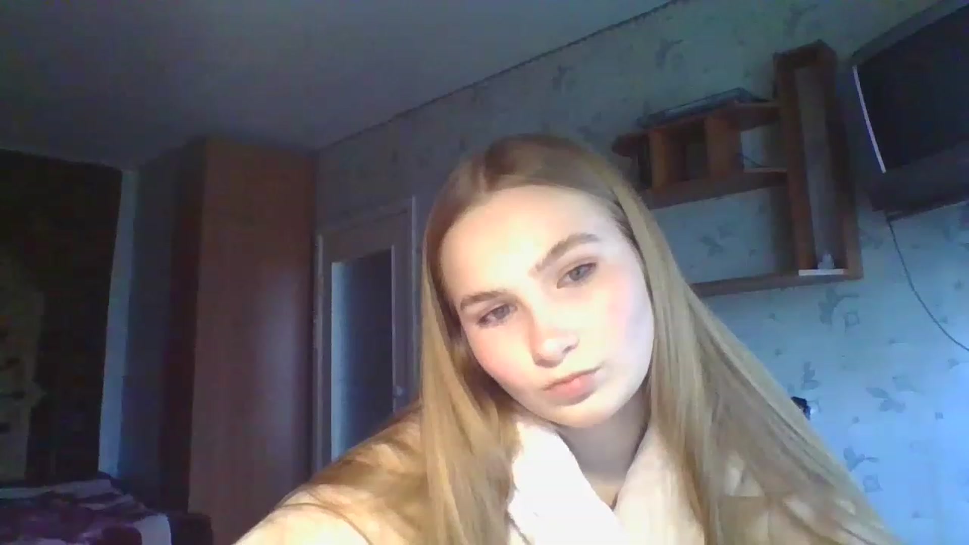 Gallery image thumbnail from Crystal_Crown's myfreecams stream on, 04/13/2023, 09:42 image 1 of 20
