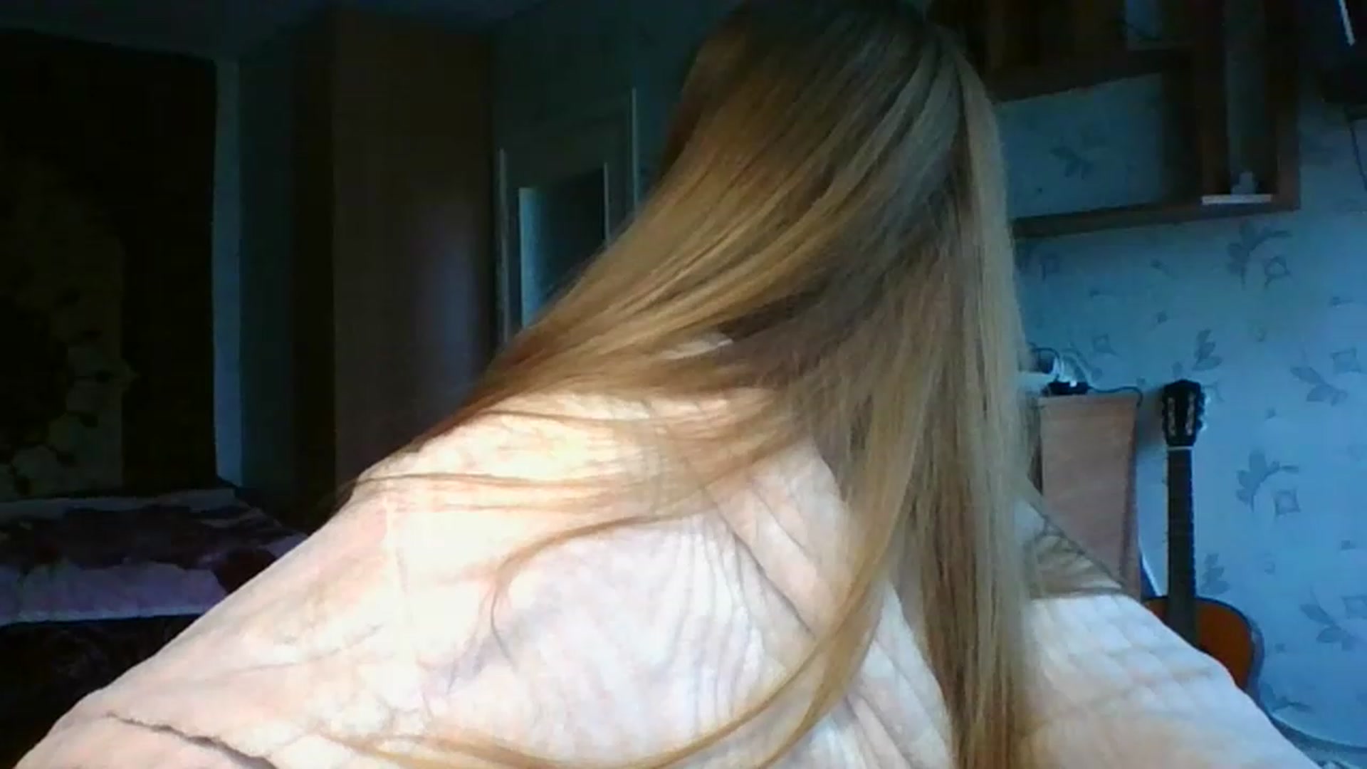 Gallery image thumbnail from Crystal_Crown's myfreecams stream on, 04/13/2023, 10:22 image 1 of 20