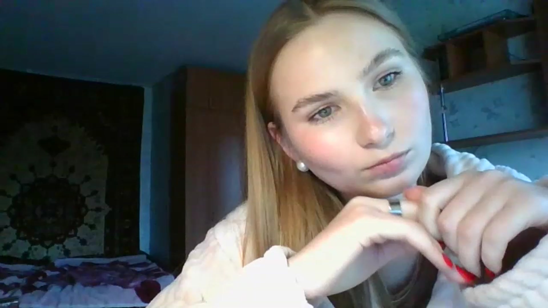 Gallery image thumbnail from Crystal_Crown's myfreecams stream on, 04/13/2023, 12:39 image 2 of 20