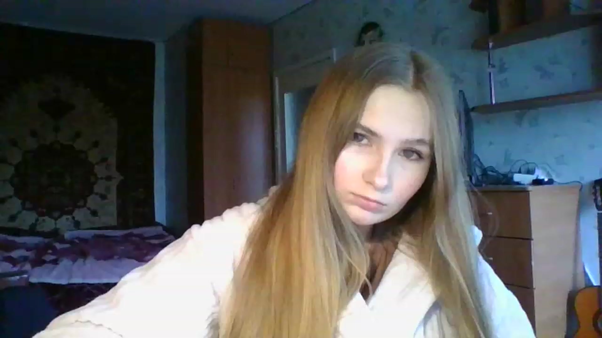 Gallery image thumbnail from Crystal_Crown's myfreecams stream on, 04/13/2023, 12:39 image 12 of 20