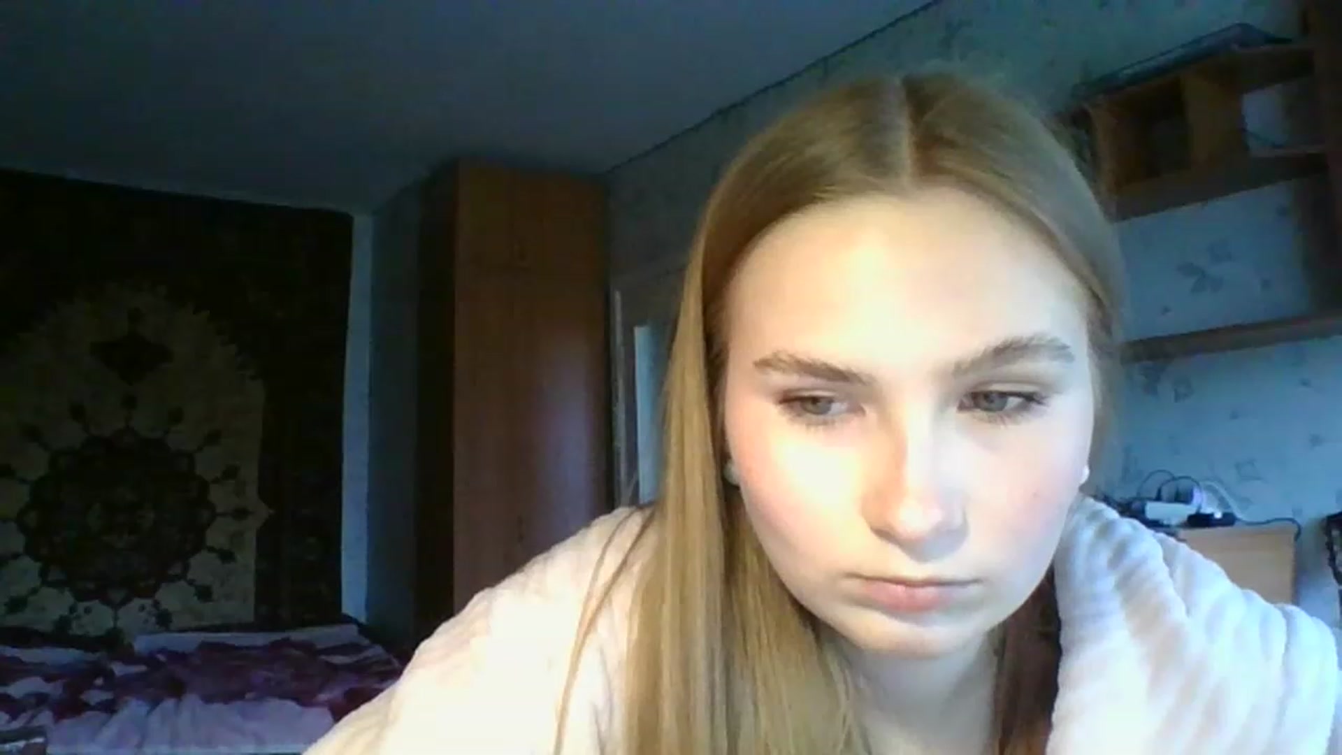 Gallery image thumbnail from Crystal_Crown's myfreecams stream on, 04/13/2023, 12:39 image 4 of 20