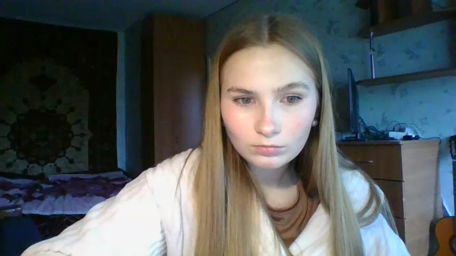 Gallery image thumbnail from Crystal_Crown's myfreecams stream on, 04/13/2023, 12:39 image 11 of 20