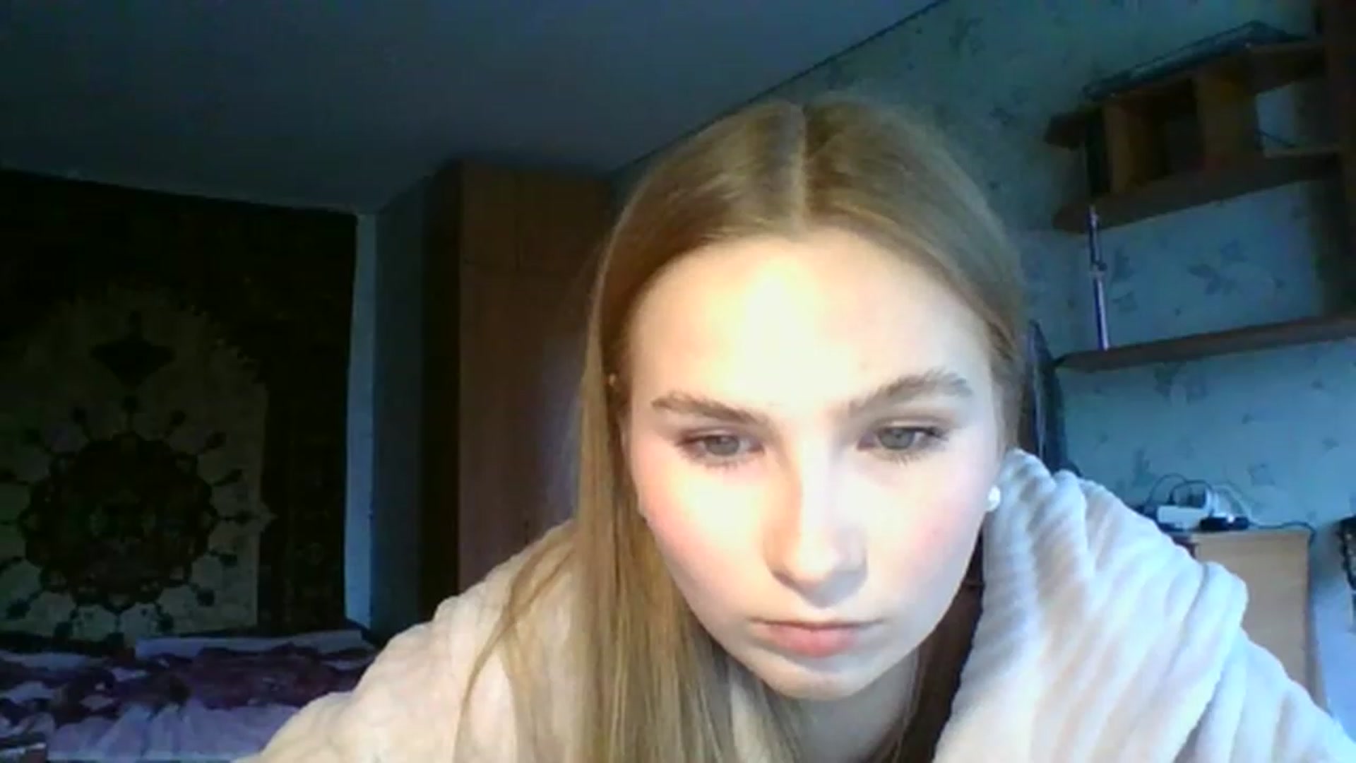 Gallery image thumbnail from Crystal_Crown's myfreecams stream on, 04/13/2023, 12:39 image 1 of 20
