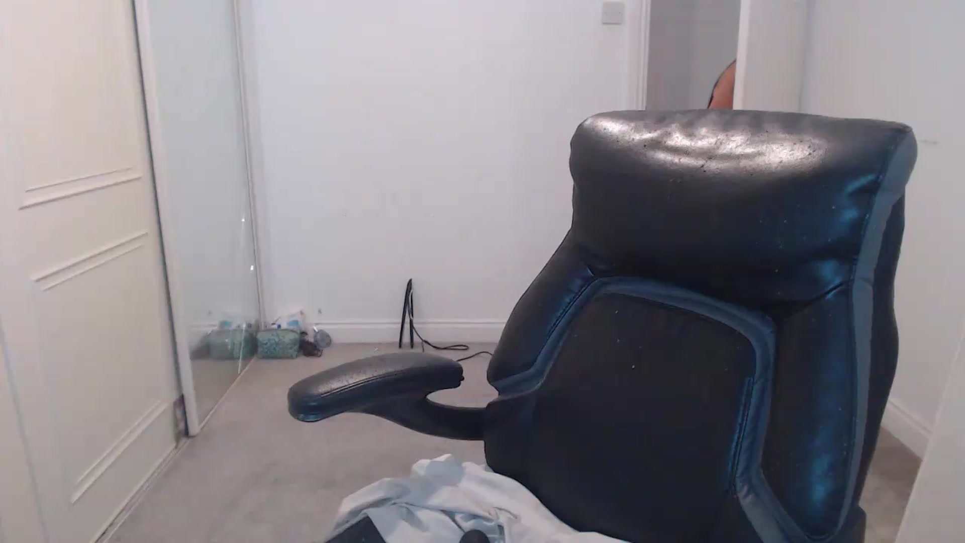Gallery image thumbnail from Crystal_MFC's myfreecams stream on, 06/02/2026, 13:20 image 14 of 20