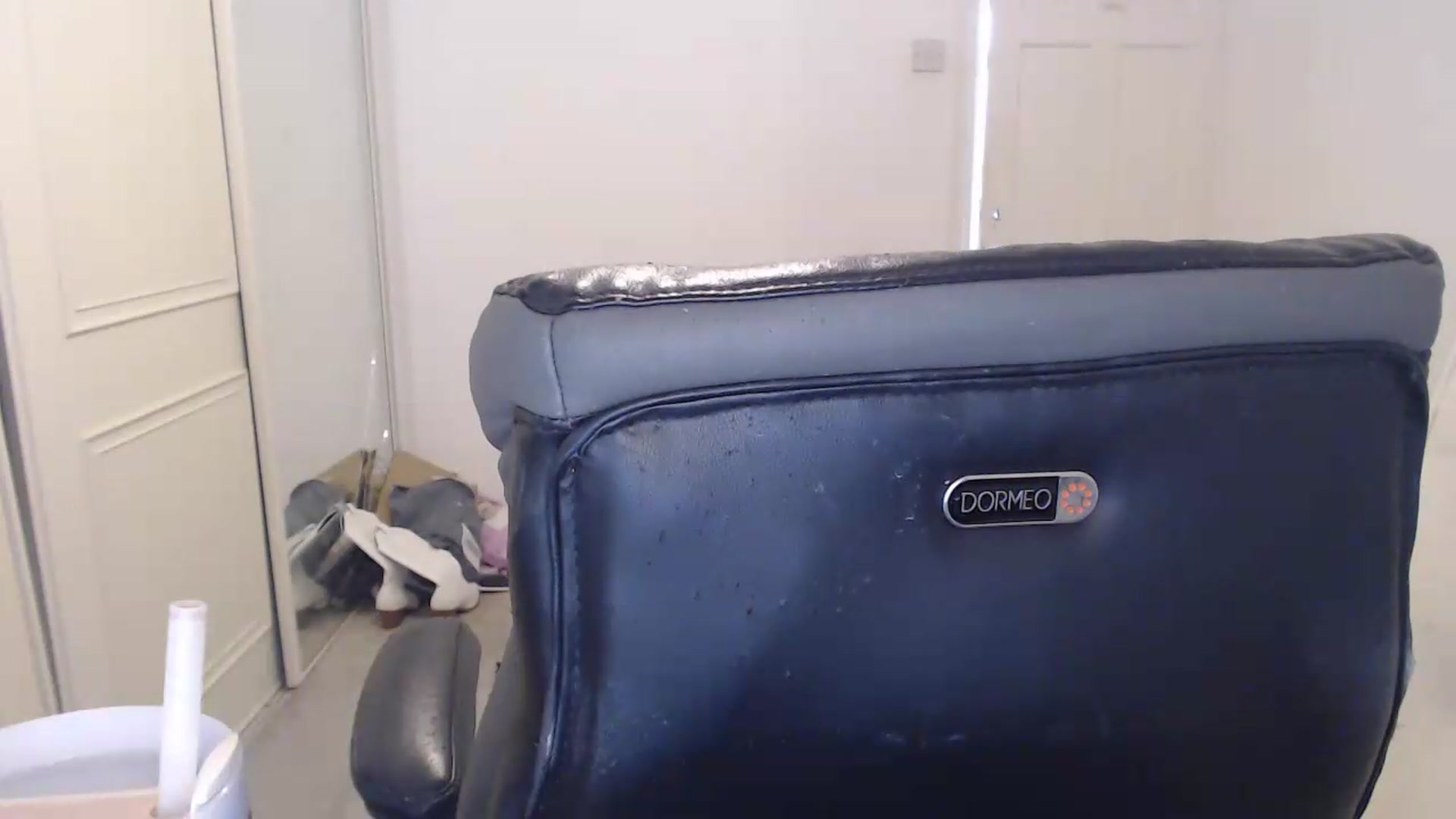 Gallery image thumbnail from Crystal_MFC's myfreecams stream on, 06/12/2026, 15:17 image 14 of 20