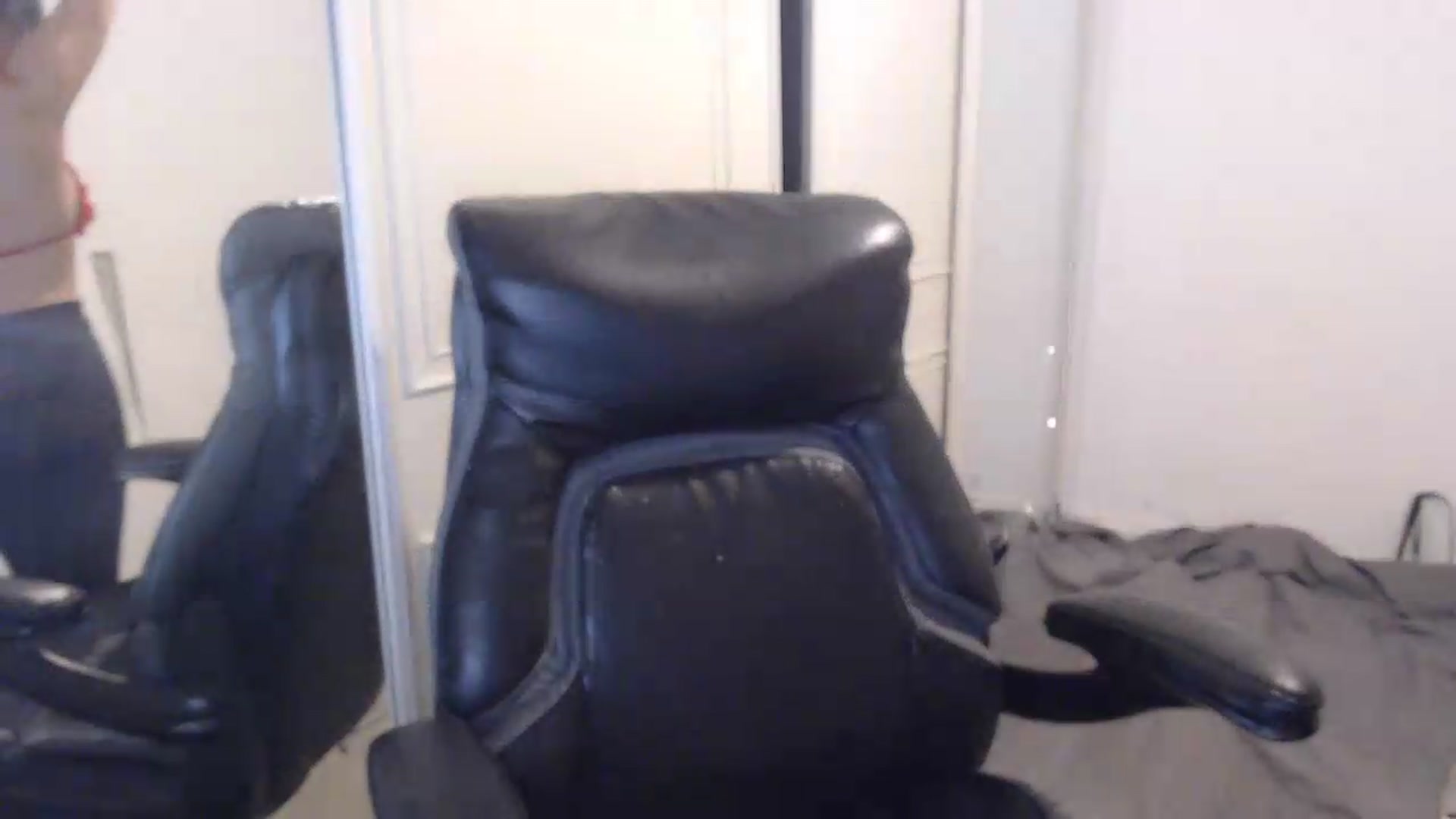 Gallery image thumbnail from Crystal_MFC's myfreecams stream on, 07/01/2026, 21:30 image 4 of 20