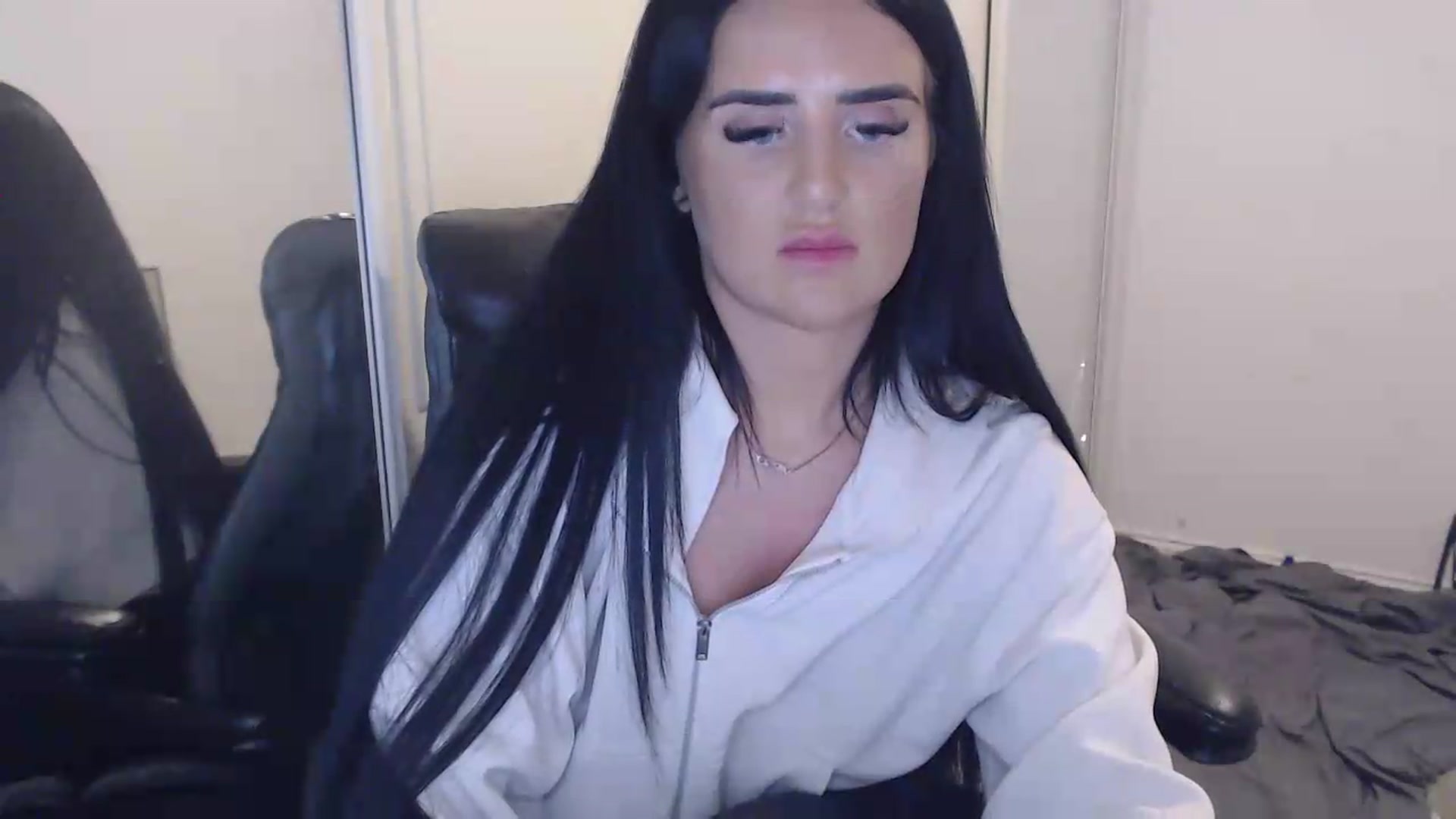 Gallery image thumbnail from Crystal_MFC's myfreecams stream on, 07/01/2026, 22:01 image 20 of 20