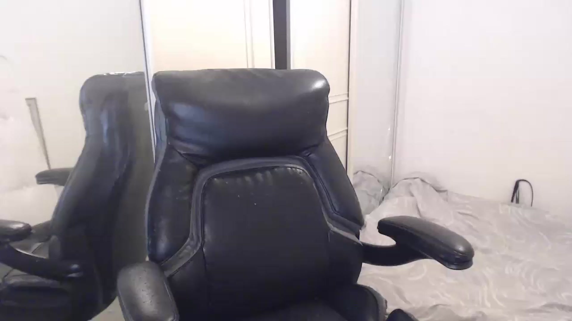 Gallery image thumbnail from Crystal_MFC's myfreecams stream on, 07/02/2026, 21:03 image 12 of 20