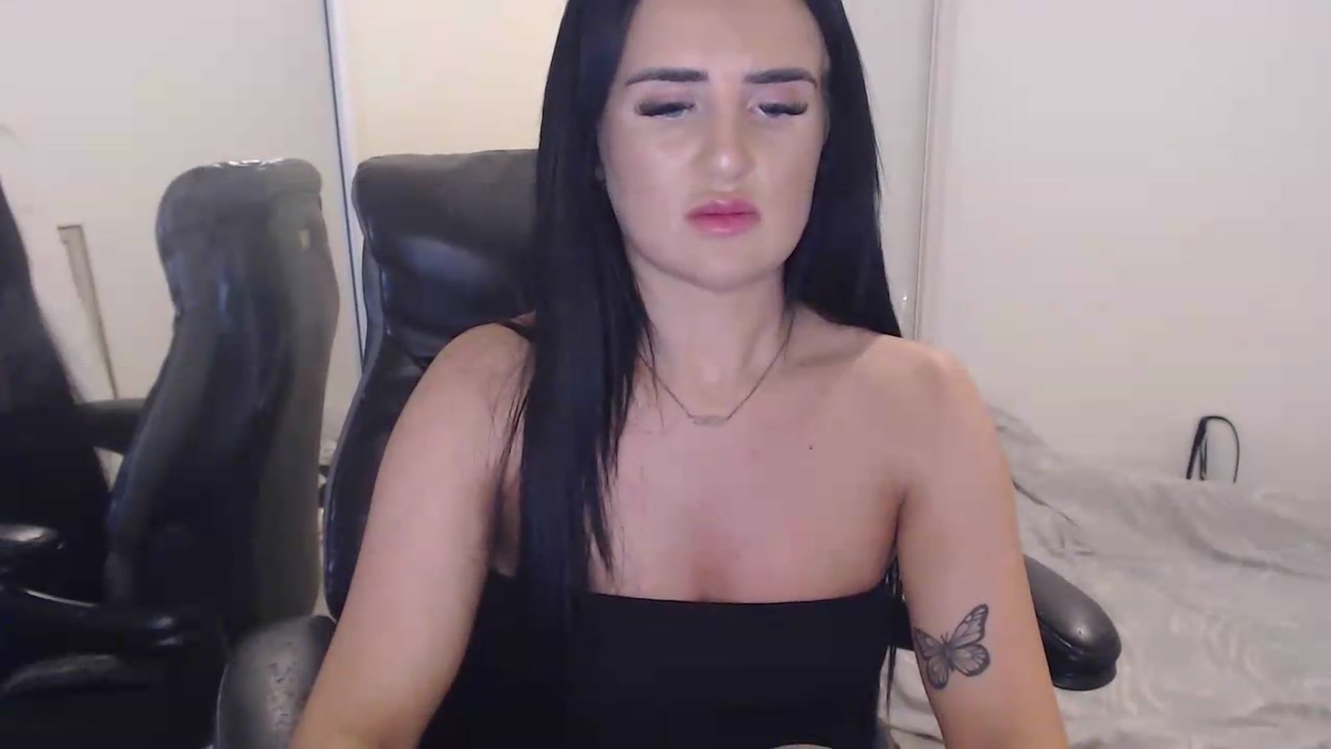 Gallery image thumbnail from Crystal_MFC's myfreecams stream on, 07/02/2026, 21:27 image 2 of 20