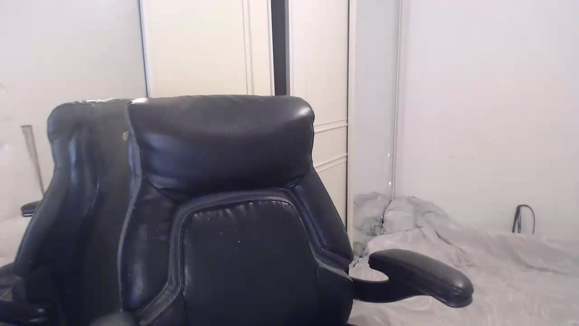 Gallery image thumbnail from Crystal_MFC's myfreecams stream on, 07/02/2026, 22:03 image 11 of 20