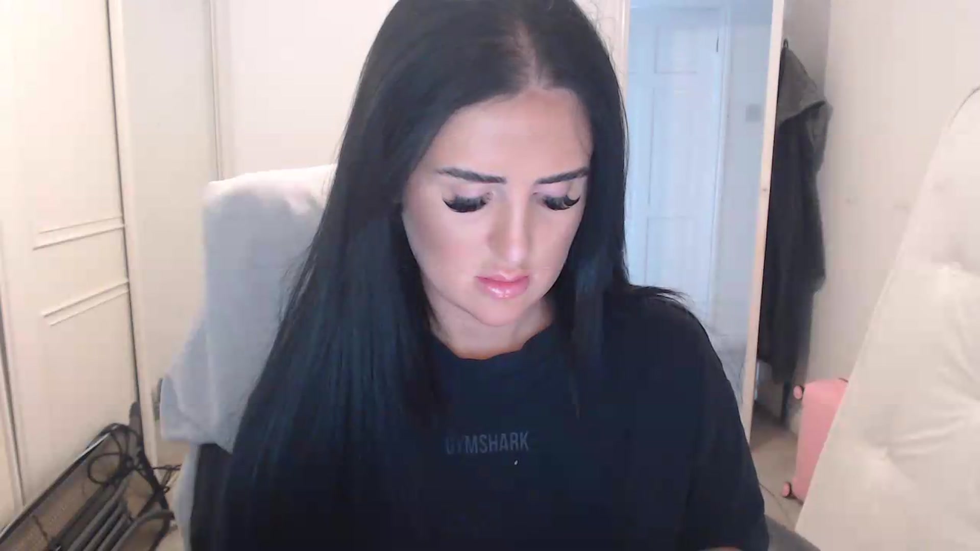 Gallery image thumbnail from Crystal_MFC's myfreecams stream on, 07/16/2026, 19:57 image 3 of 20