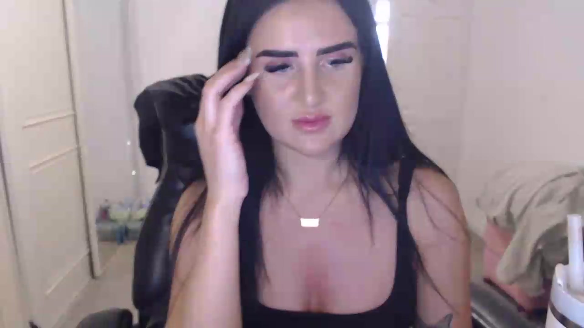 Gallery image thumbnail from Crystal_MFC's myfreecams stream on, 07/28/2026, 19:43 image 11 of 20