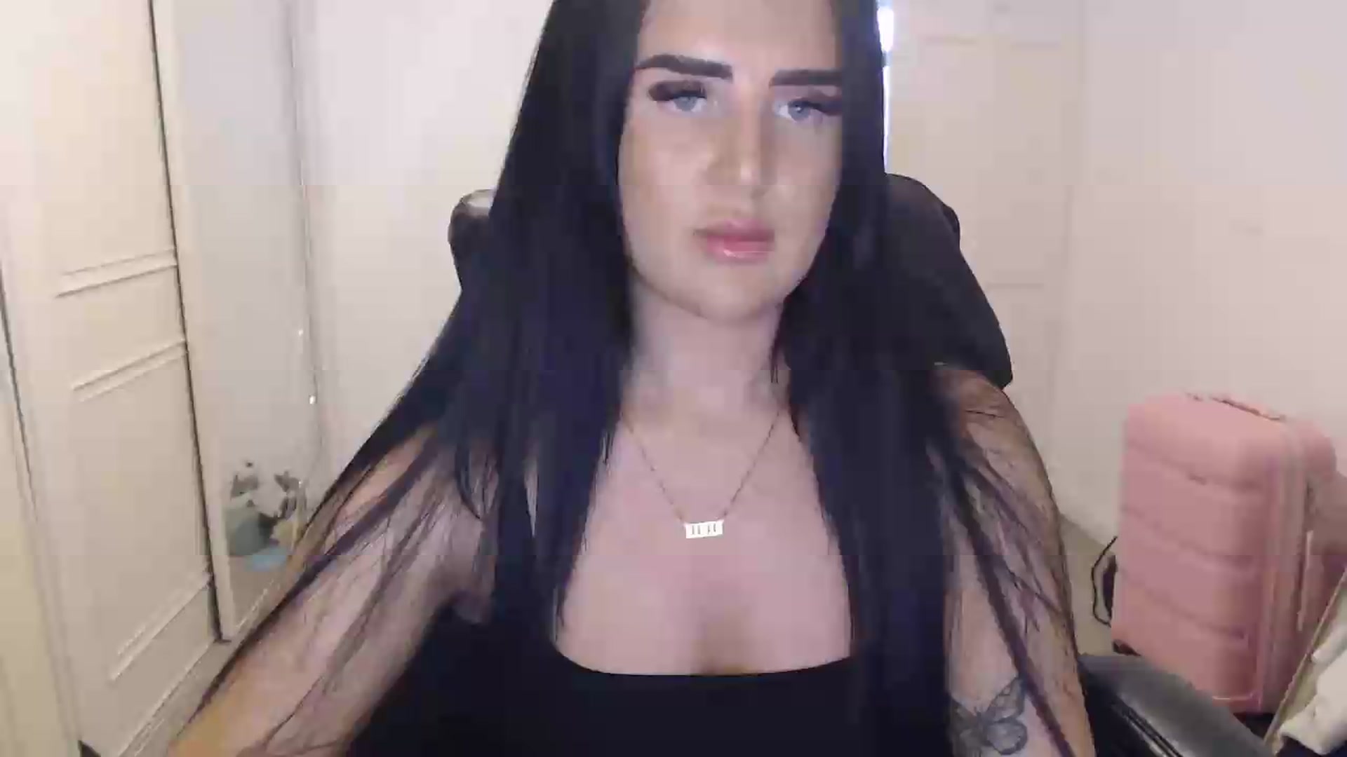 Gallery image thumbnail from Crystal_MFC's myfreecams stream on, 07/29/2026, 19:22 image 2 of 20