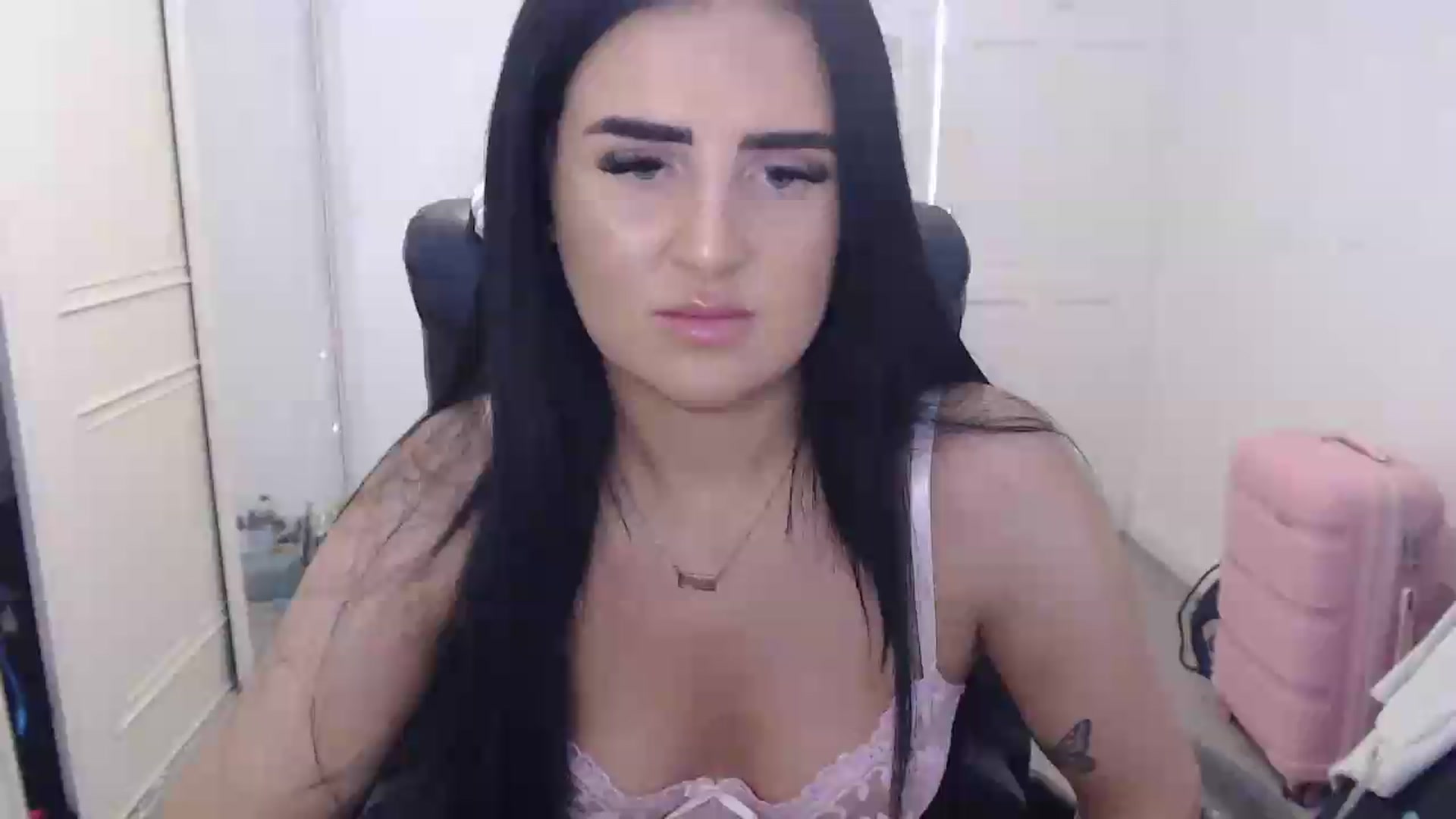 Gallery image thumbnail from Crystal_MFC's myfreecams stream on, 07/30/2026, 13:14 image 10 of 20