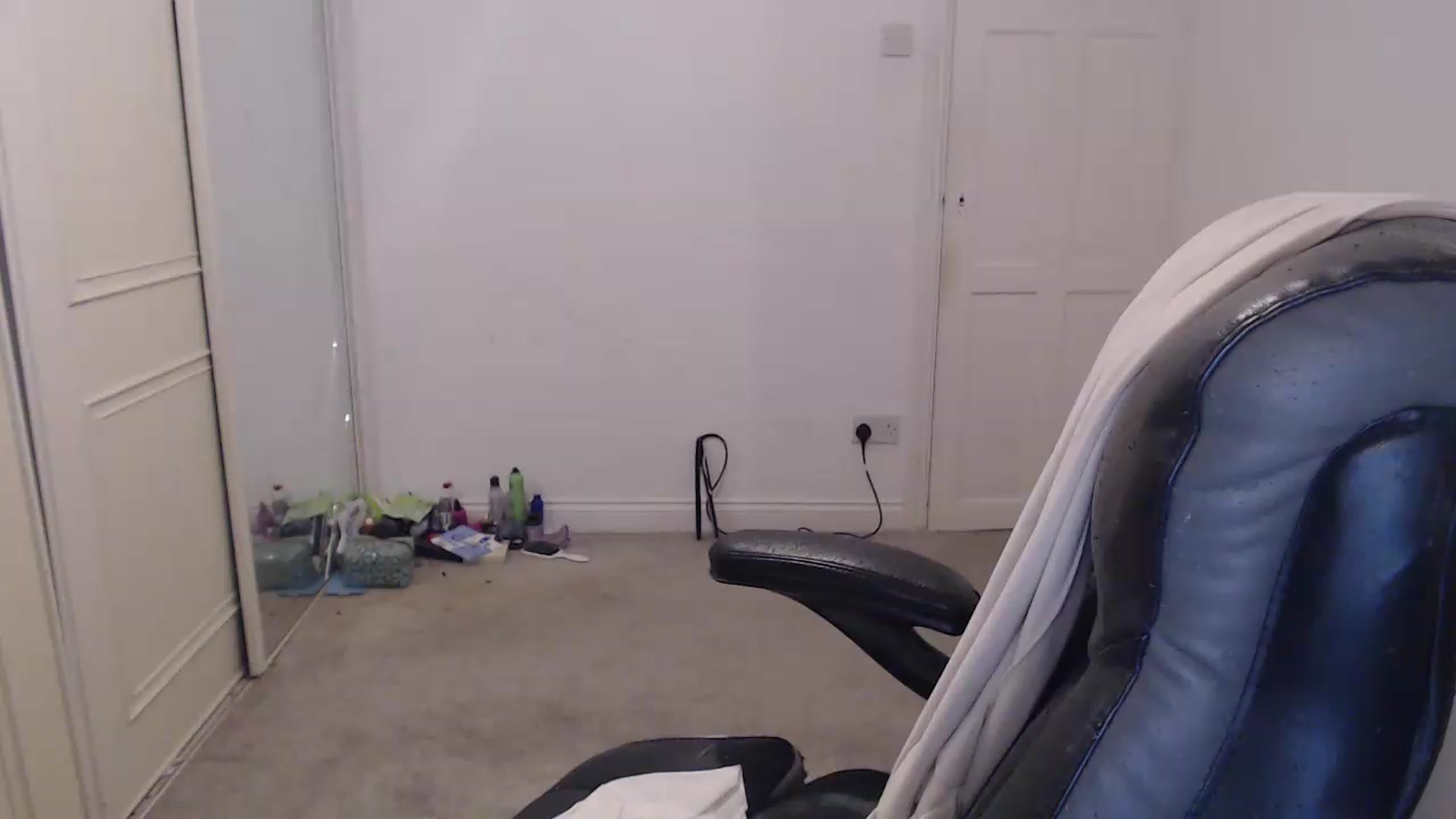 Gallery image thumbnail from Crystal_MFC's myfreecams stream on, 07/30/2026, 21:30 image 12 of 20