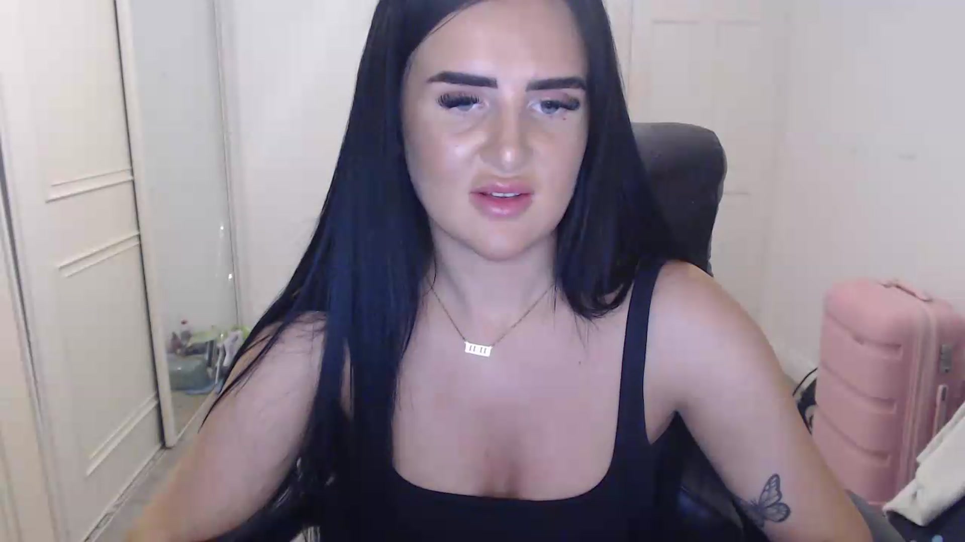 Gallery image thumbnail from Crystal_MFC's myfreecams stream on, 07/30/2026, 21:30 image 9 of 20