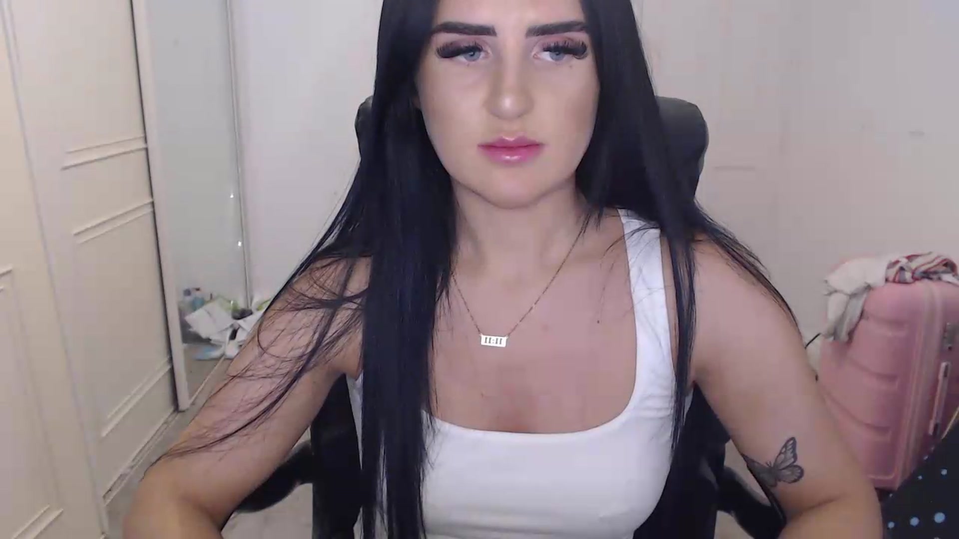 Gallery image thumbnail from Crystal_MFC's myfreecams stream on, 08/01/2026, 13:52 image 20 of 20