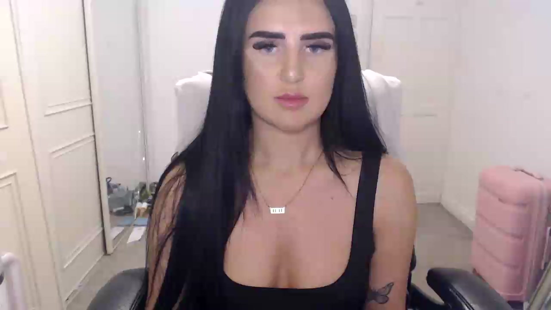 Gallery image thumbnail from Crystal_MFC's myfreecams stream on, 08/05/2026, 20:04 image 20 of 20