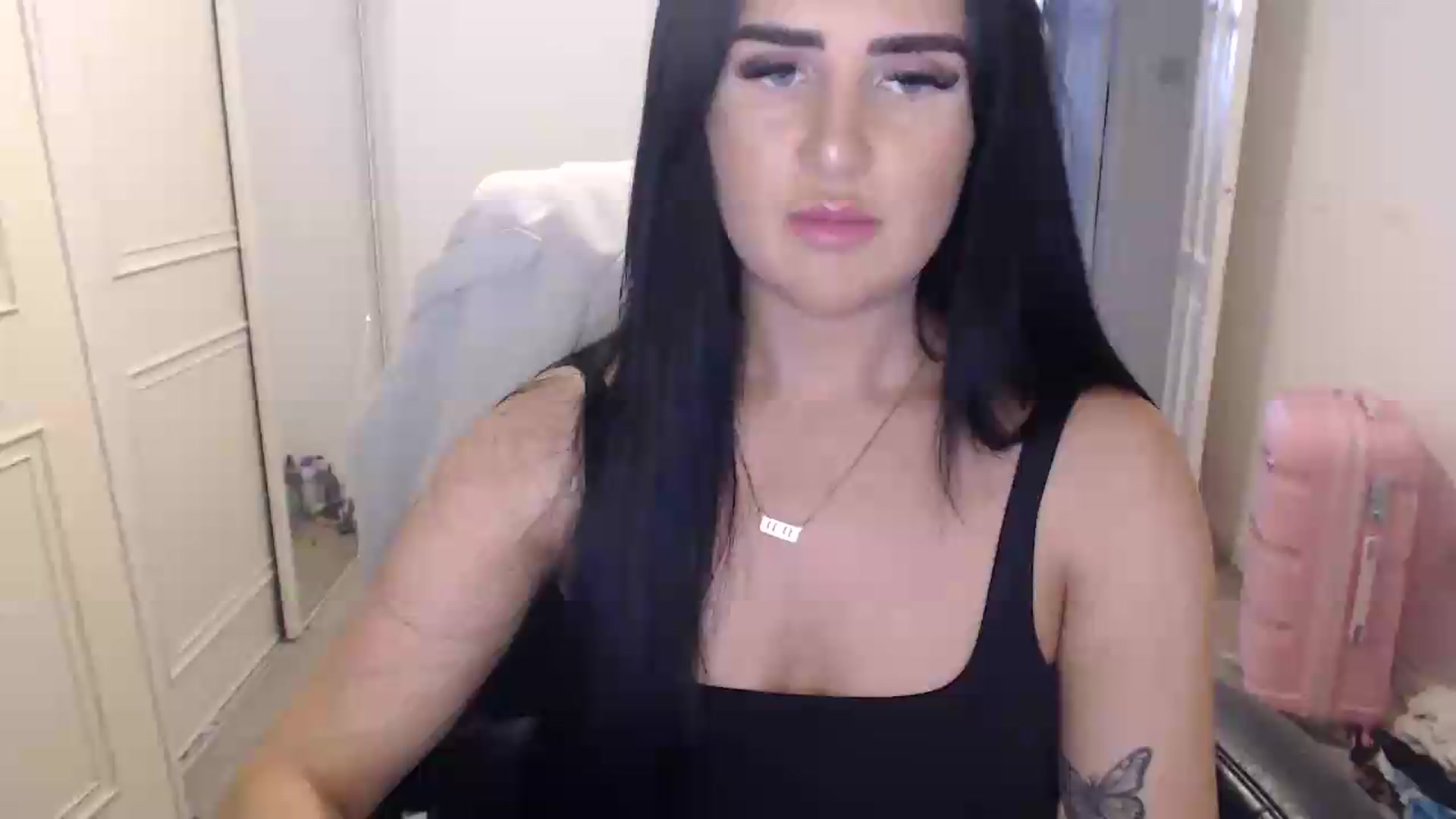 Gallery image thumbnail from Crystal_MFC's myfreecams stream on, 08/10/2026, 21:59 image 1 of 20