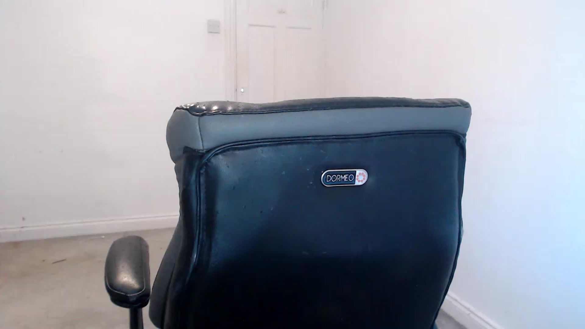 Gallery image thumbnail from Crystal_MFC's myfreecams stream on, 08/20/2026, 13:49 image 10 of 20